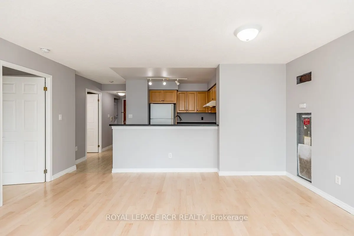 23 Lorraine Drive, #2012