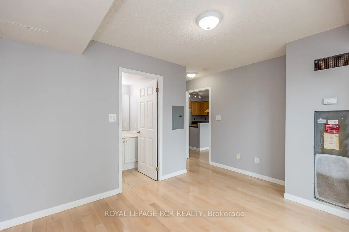 23 Lorraine Drive, #2012
