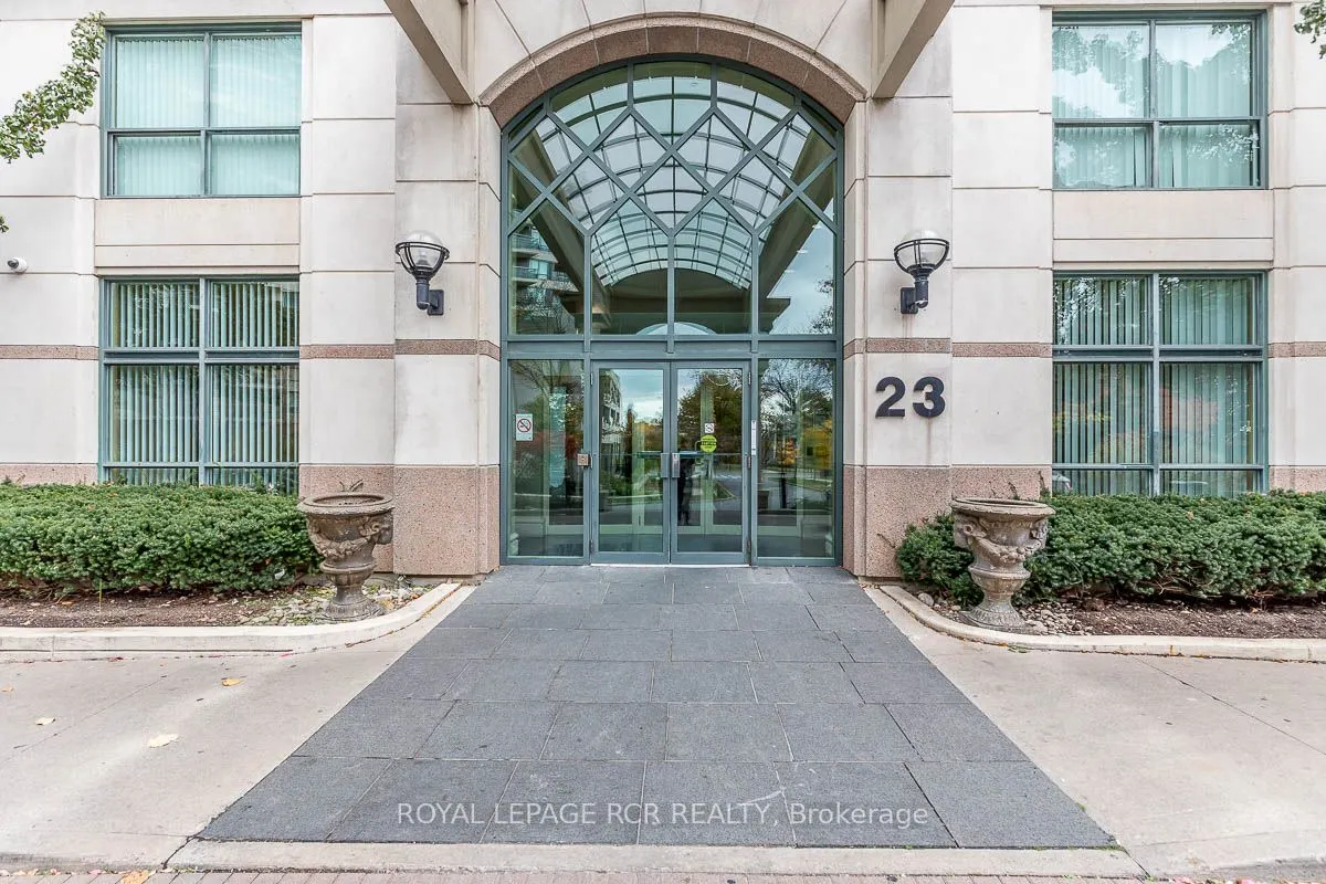 23 Lorraine Drive, #2012