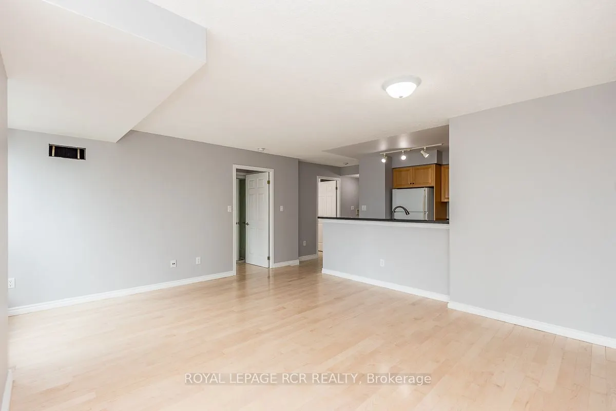 23 Lorraine Drive, #2012