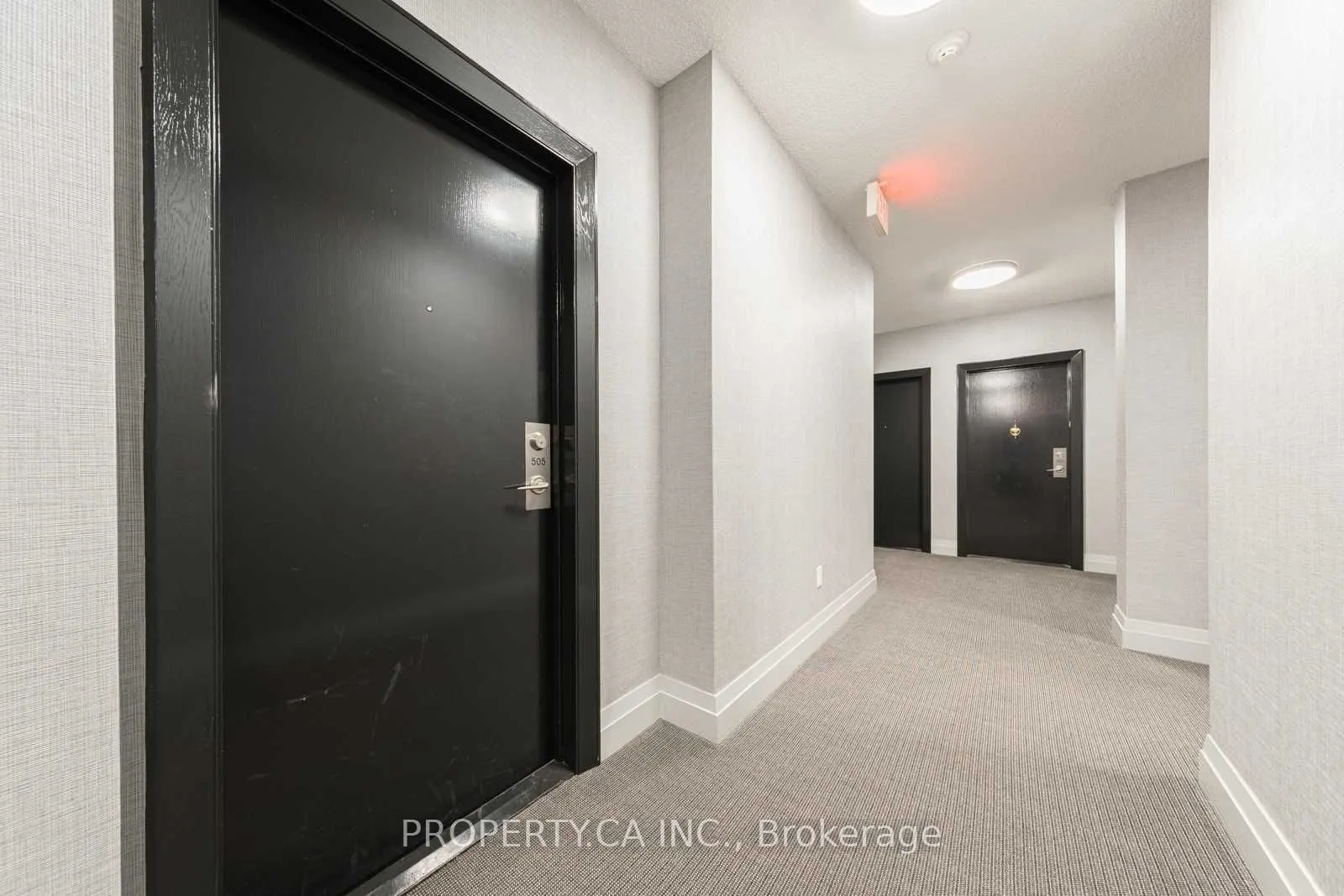 99 Avenue Road, #505