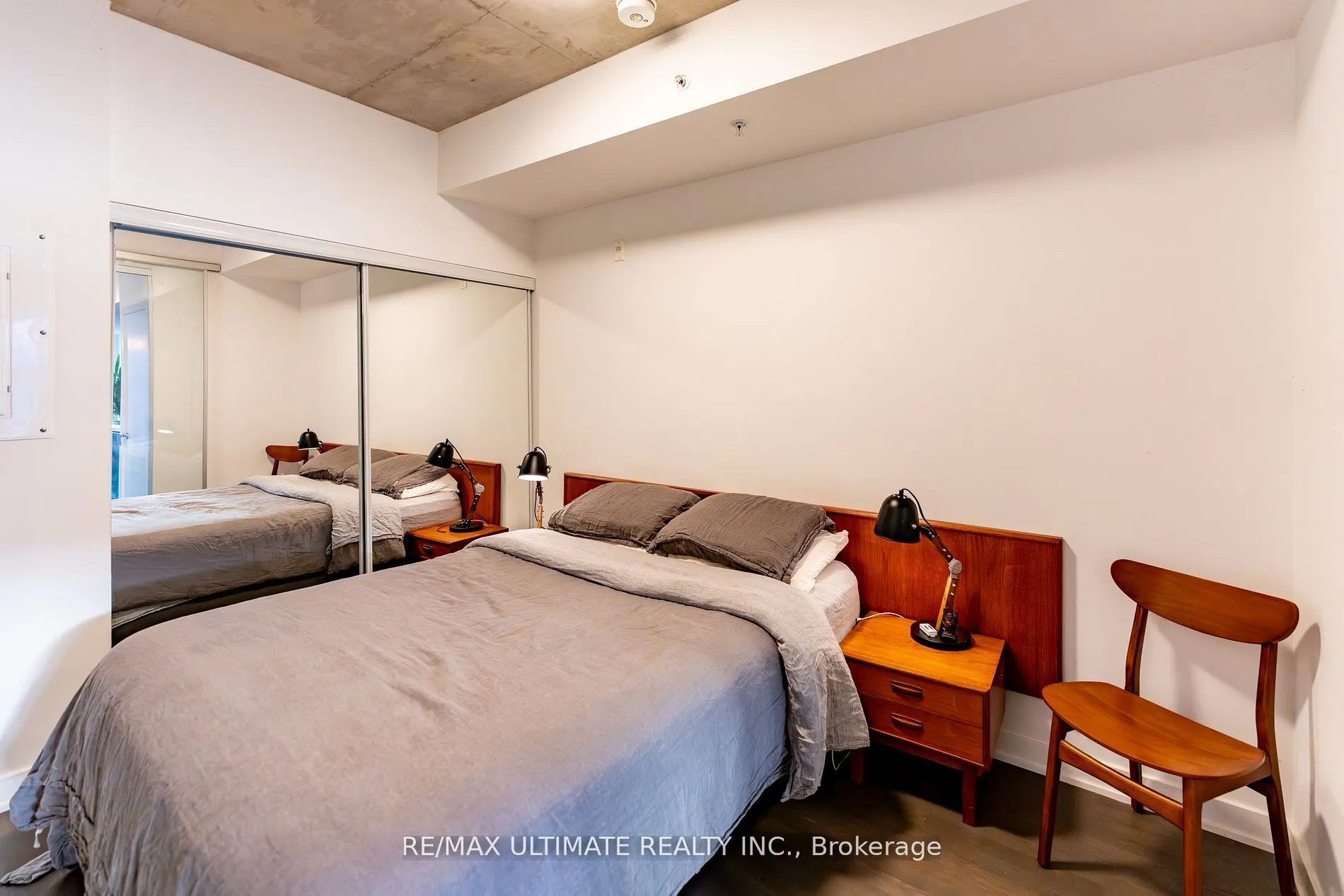 109 Ossington Avenue, #204