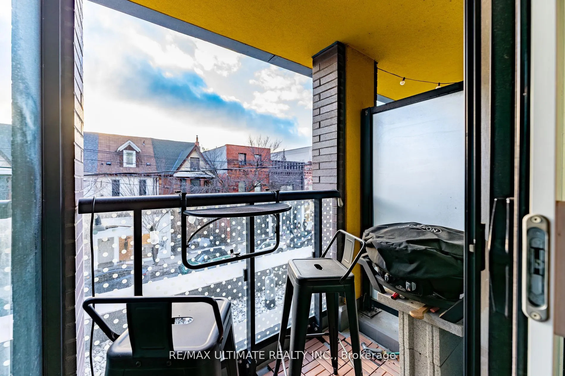 109 Ossington Avenue, #204