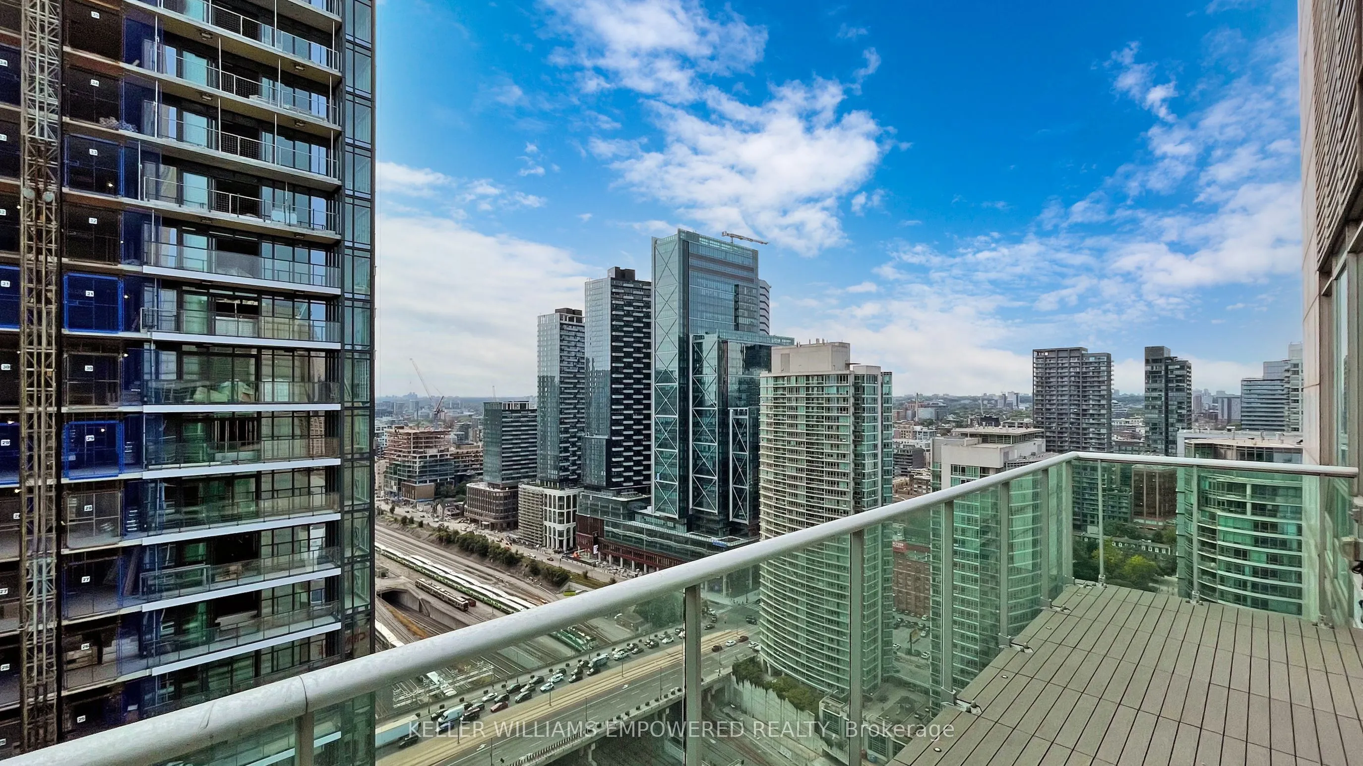 81 Navy Wharf Court, #3905