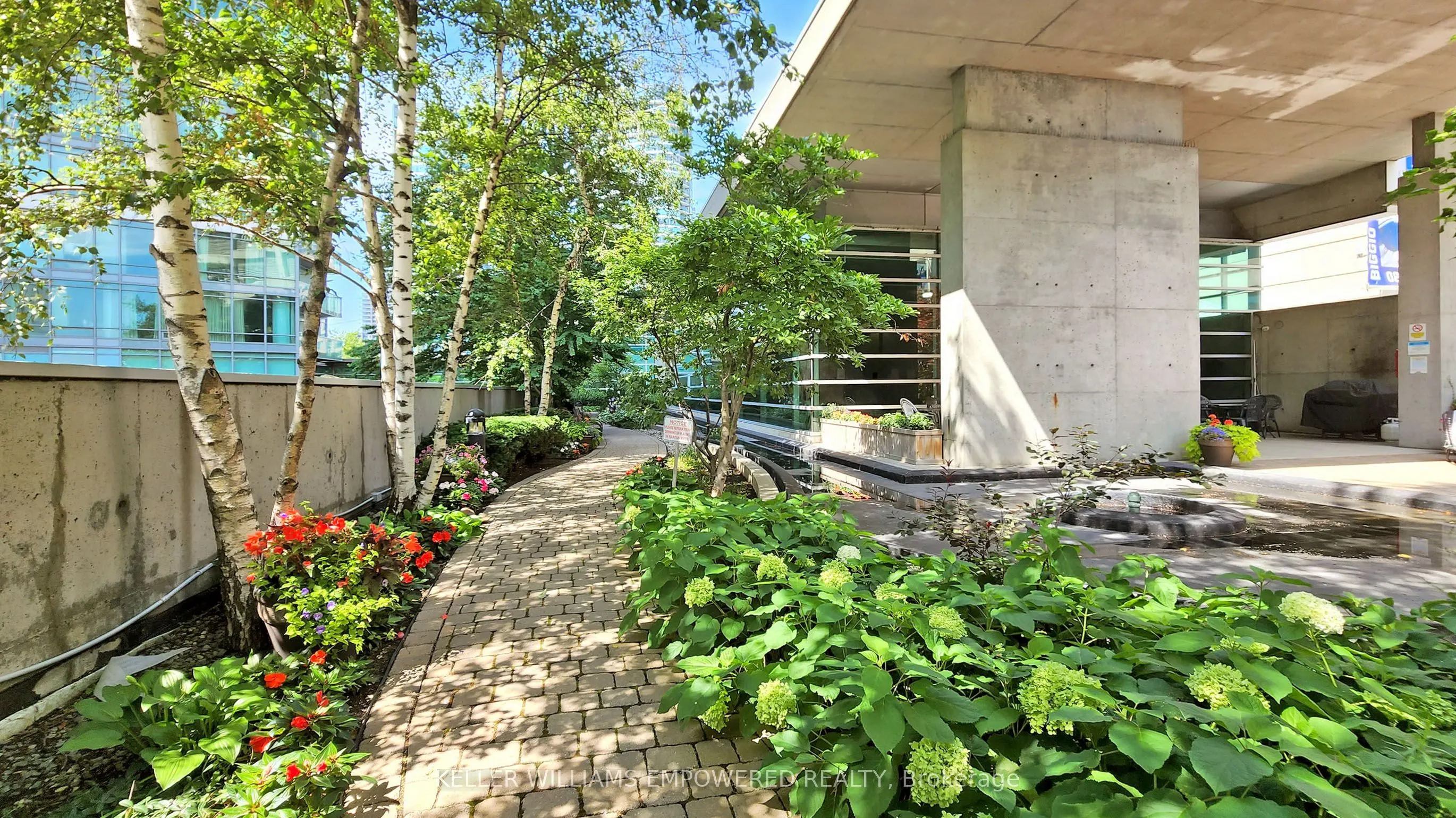 81 Navy Wharf Court, #3905
