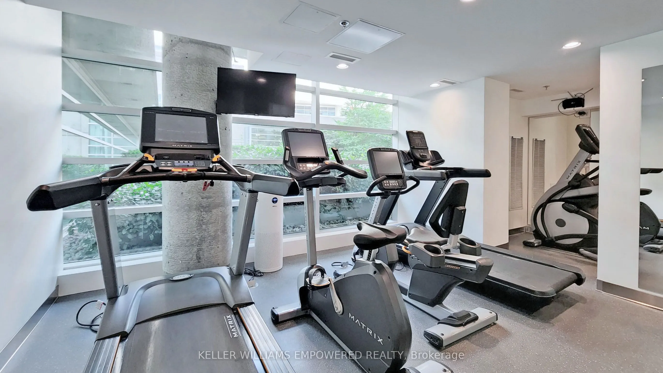 81 Navy Wharf Court, #3905