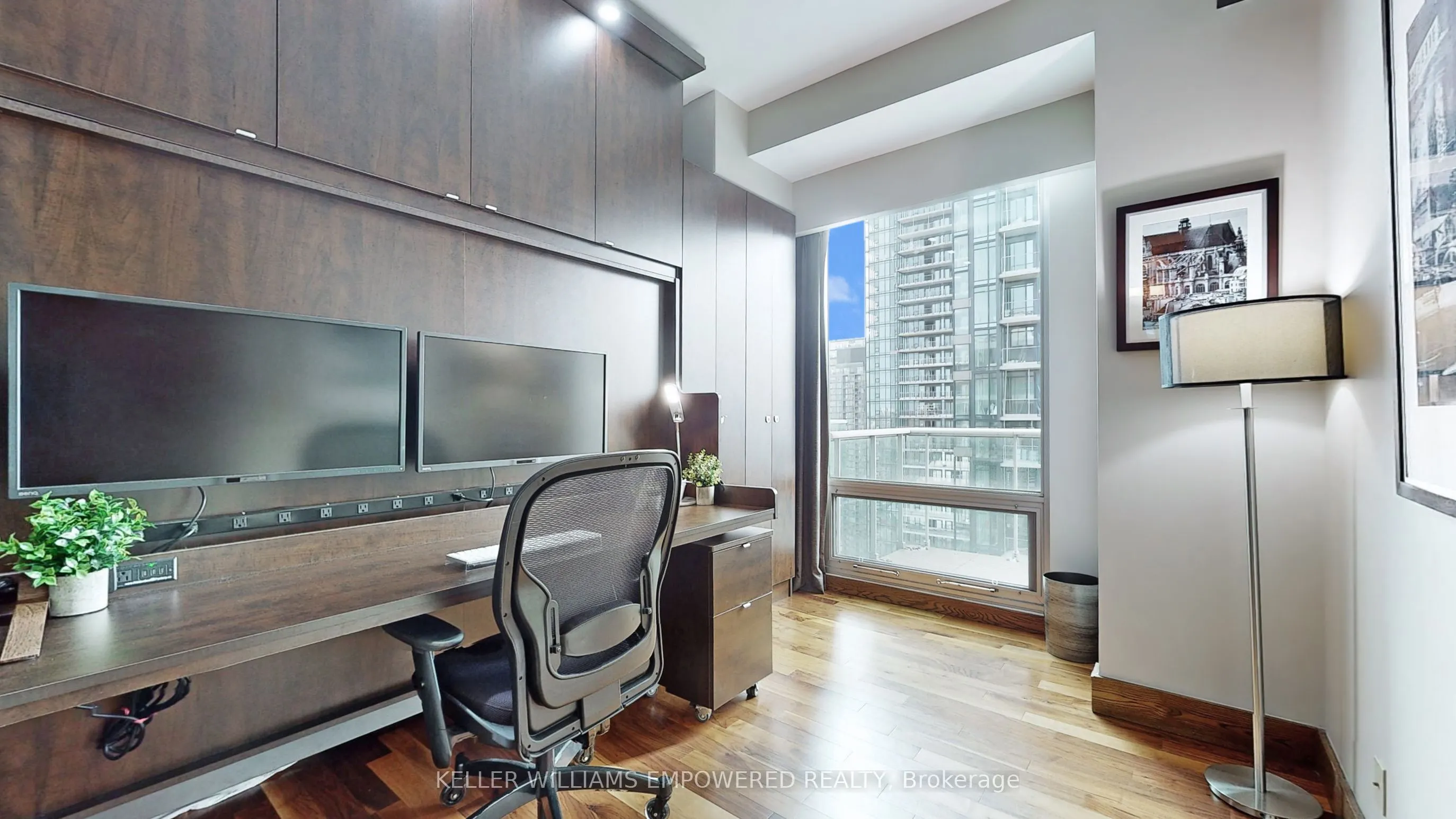 81 Navy Wharf Court, #3905