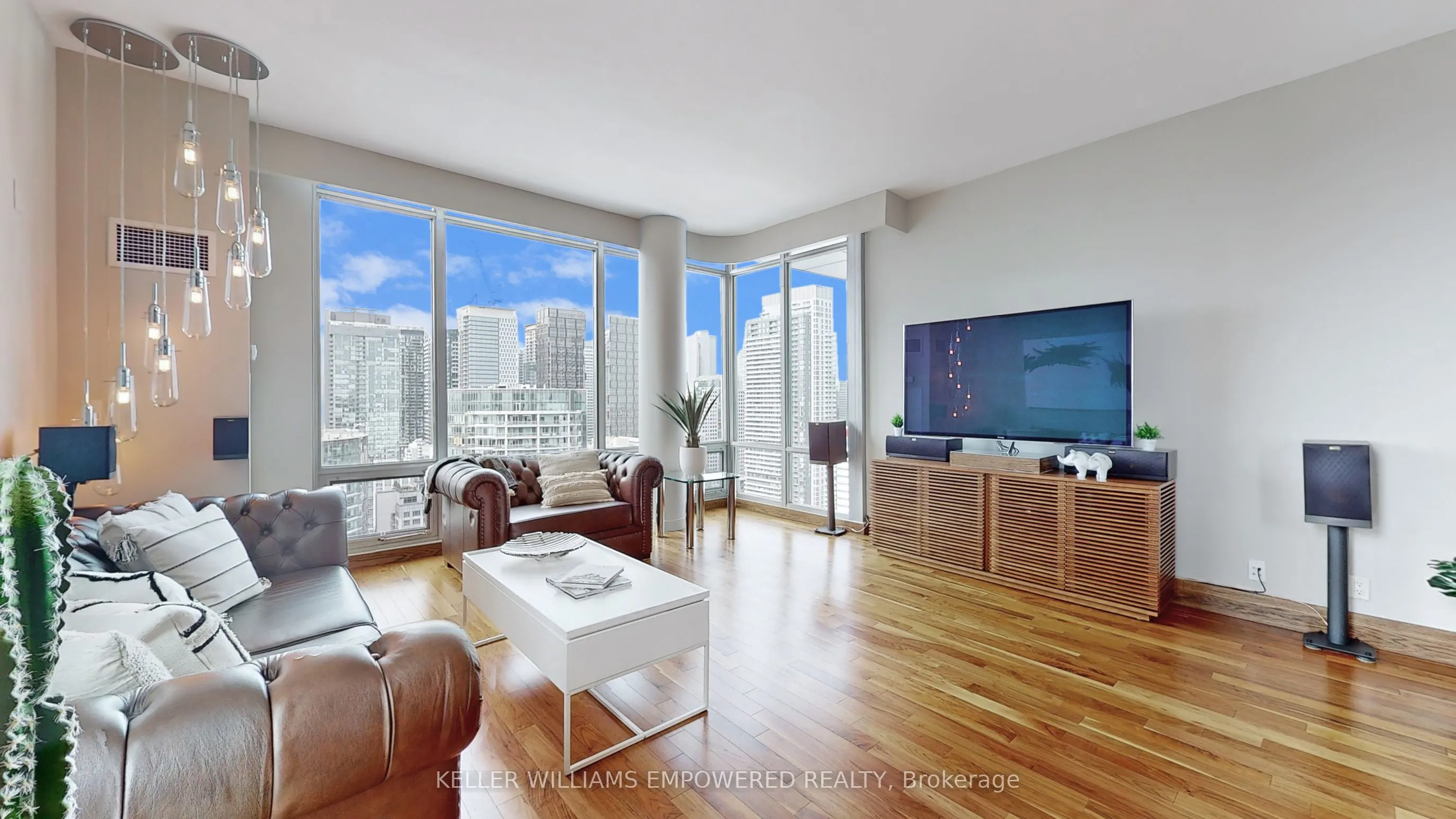 81 Navy Wharf Court, #3905