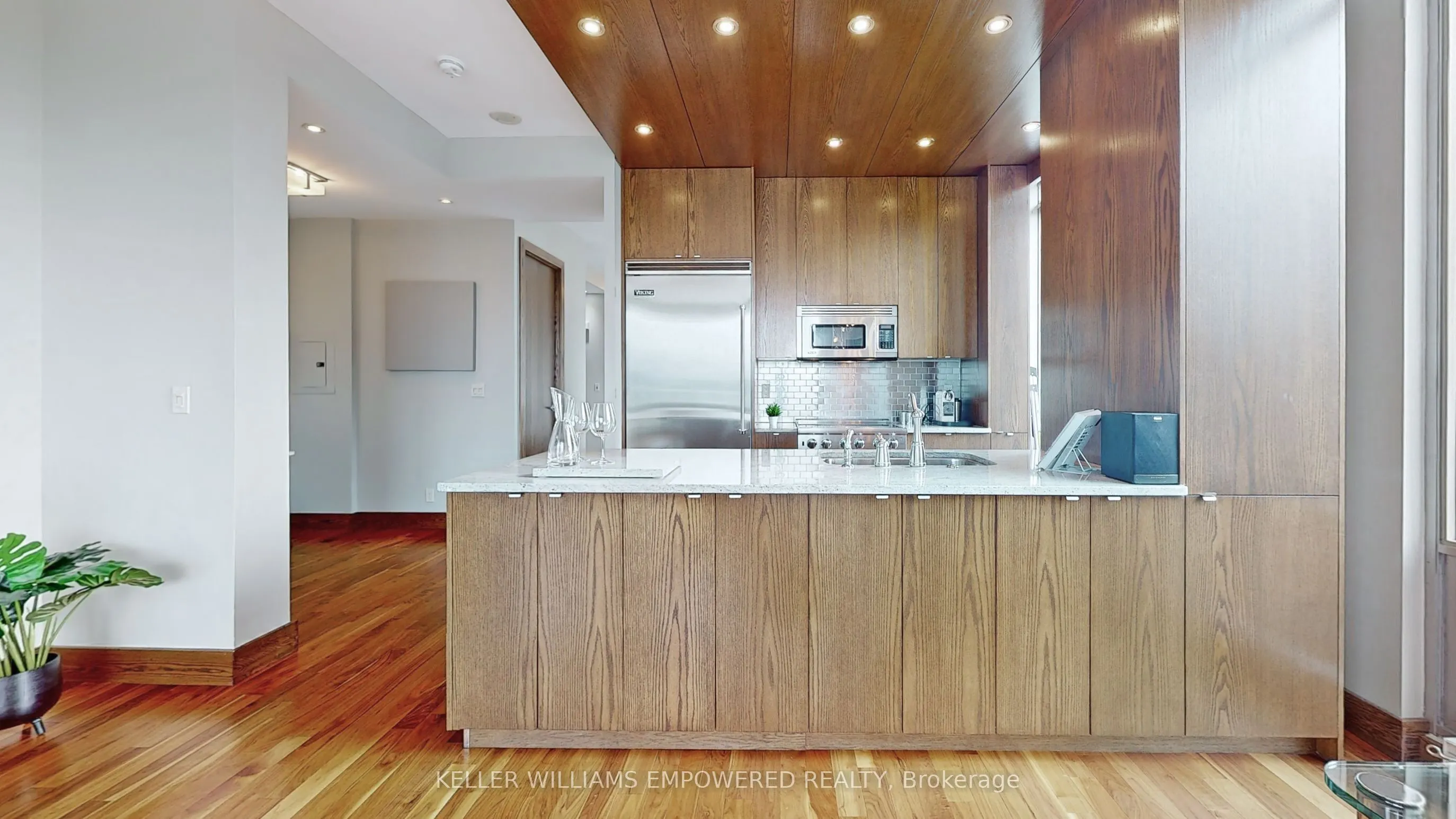 81 Navy Wharf Court, #3905