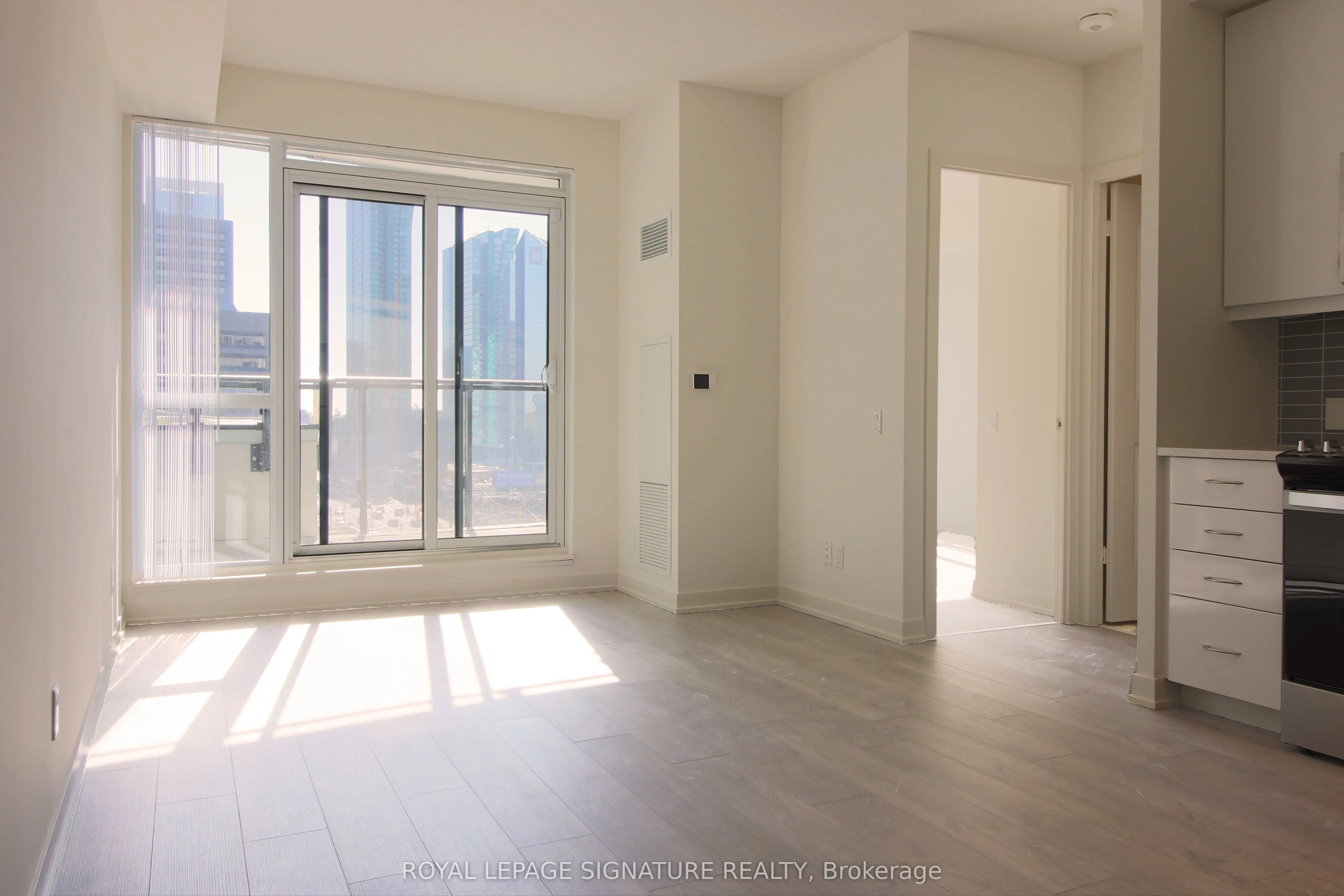 4955 Yonge Street