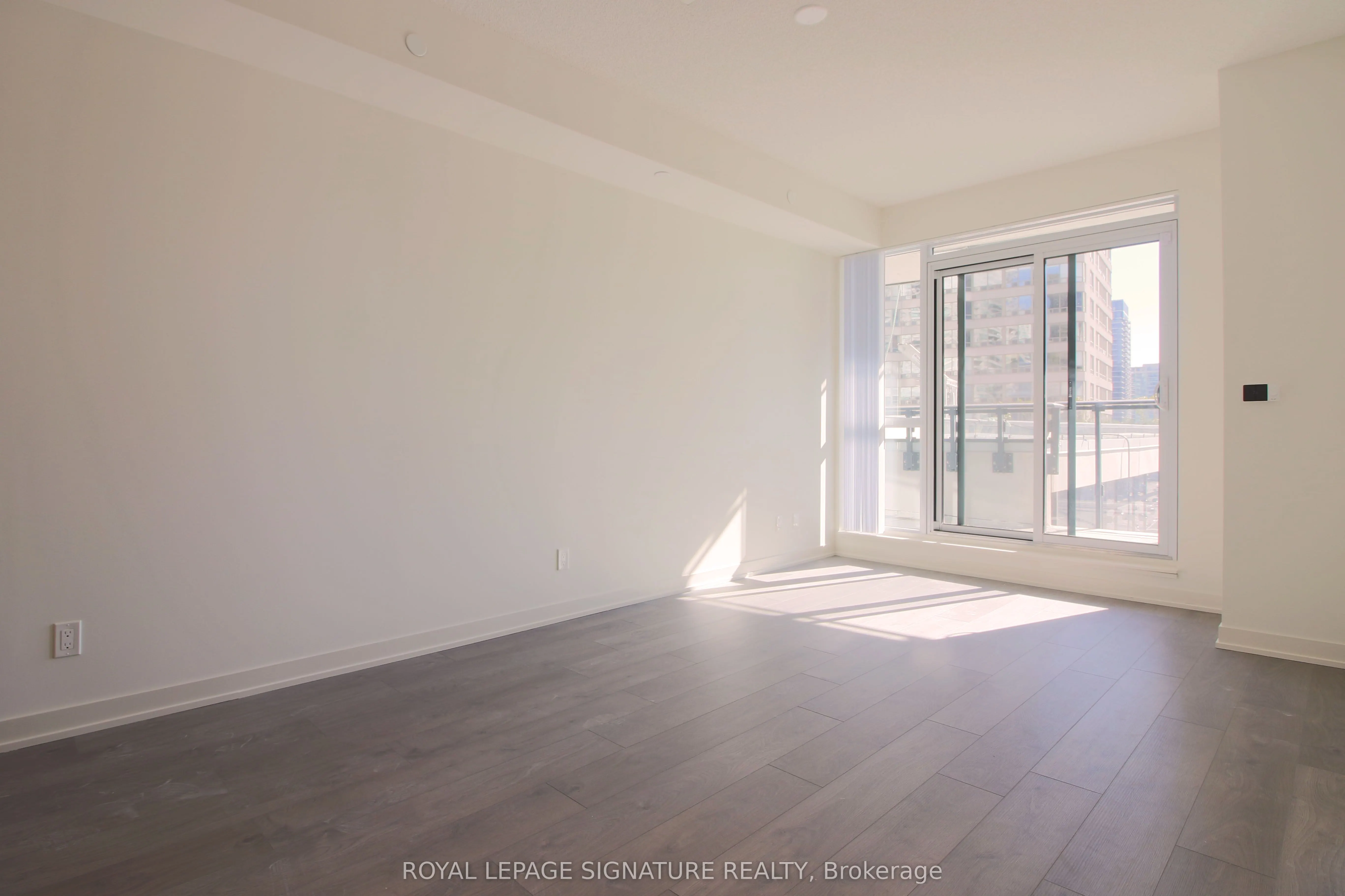 4955 Yonge Street