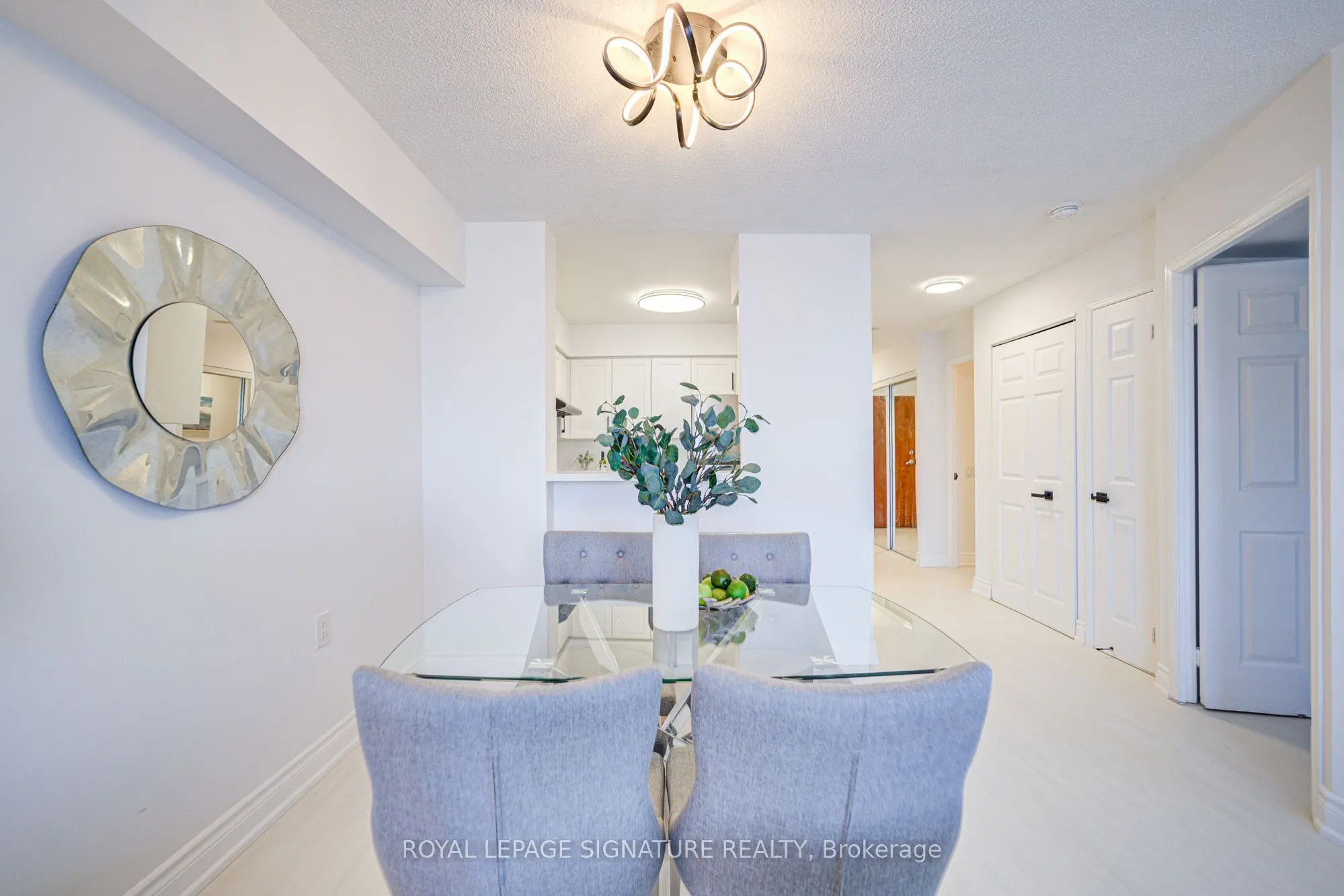 35 Finch Avenue E, #2503