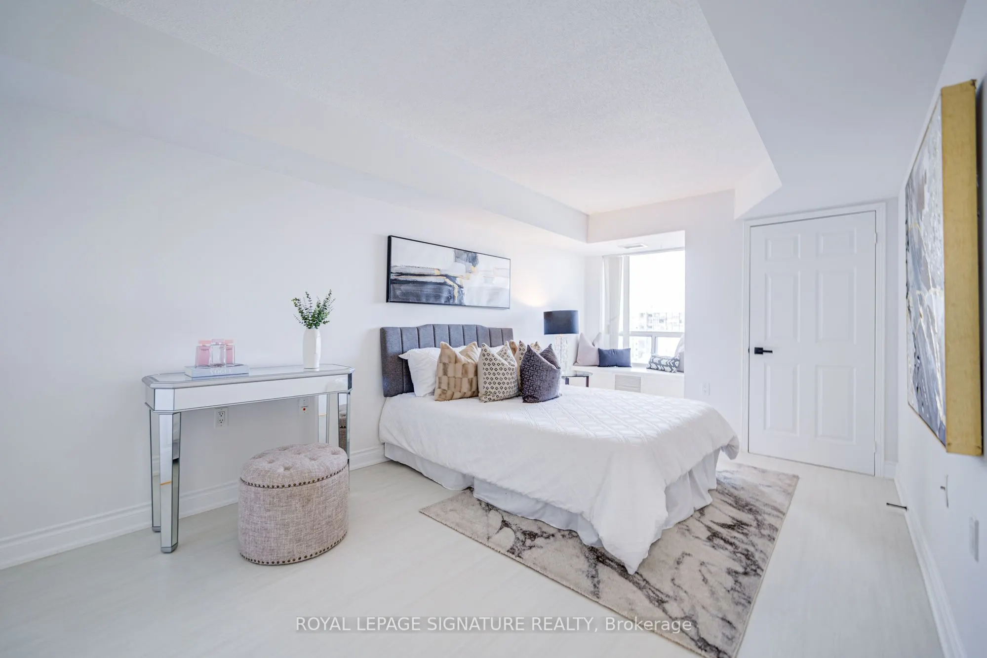 35 Finch Avenue E, #2503