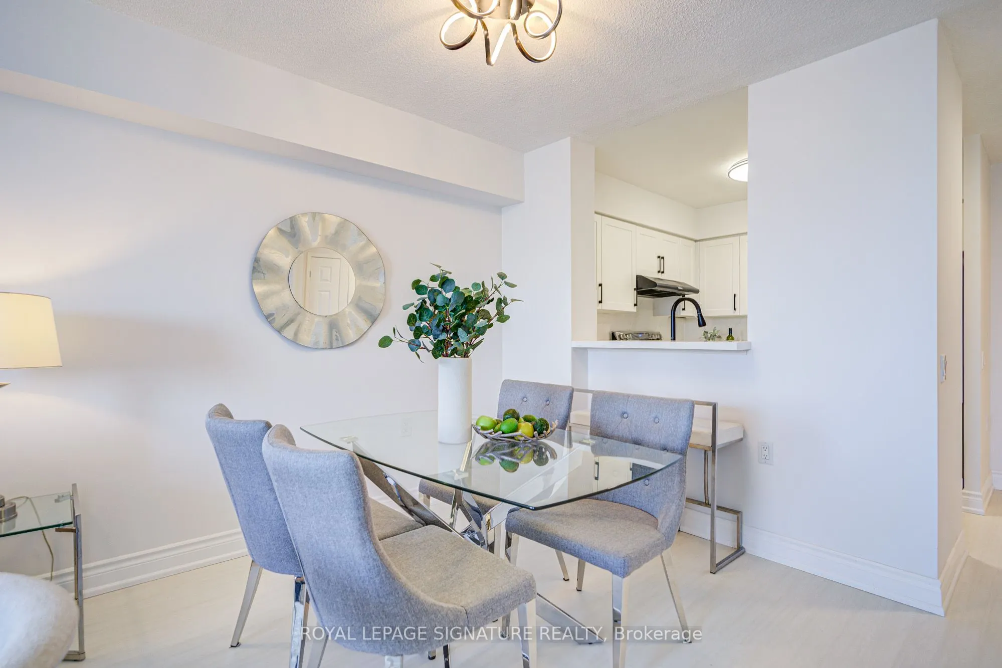 35 Finch Avenue E, #2503