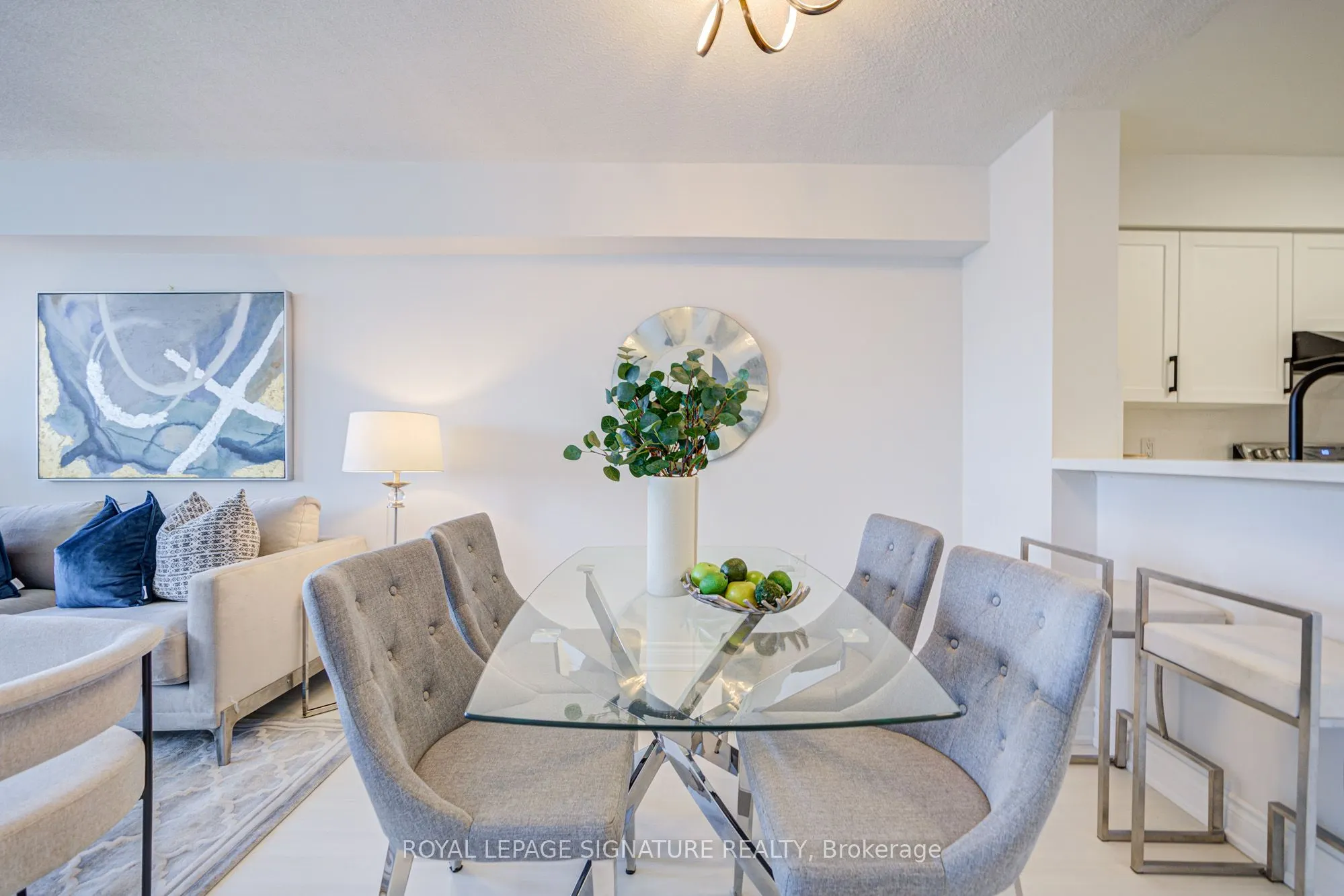 35 Finch Avenue E, #2503