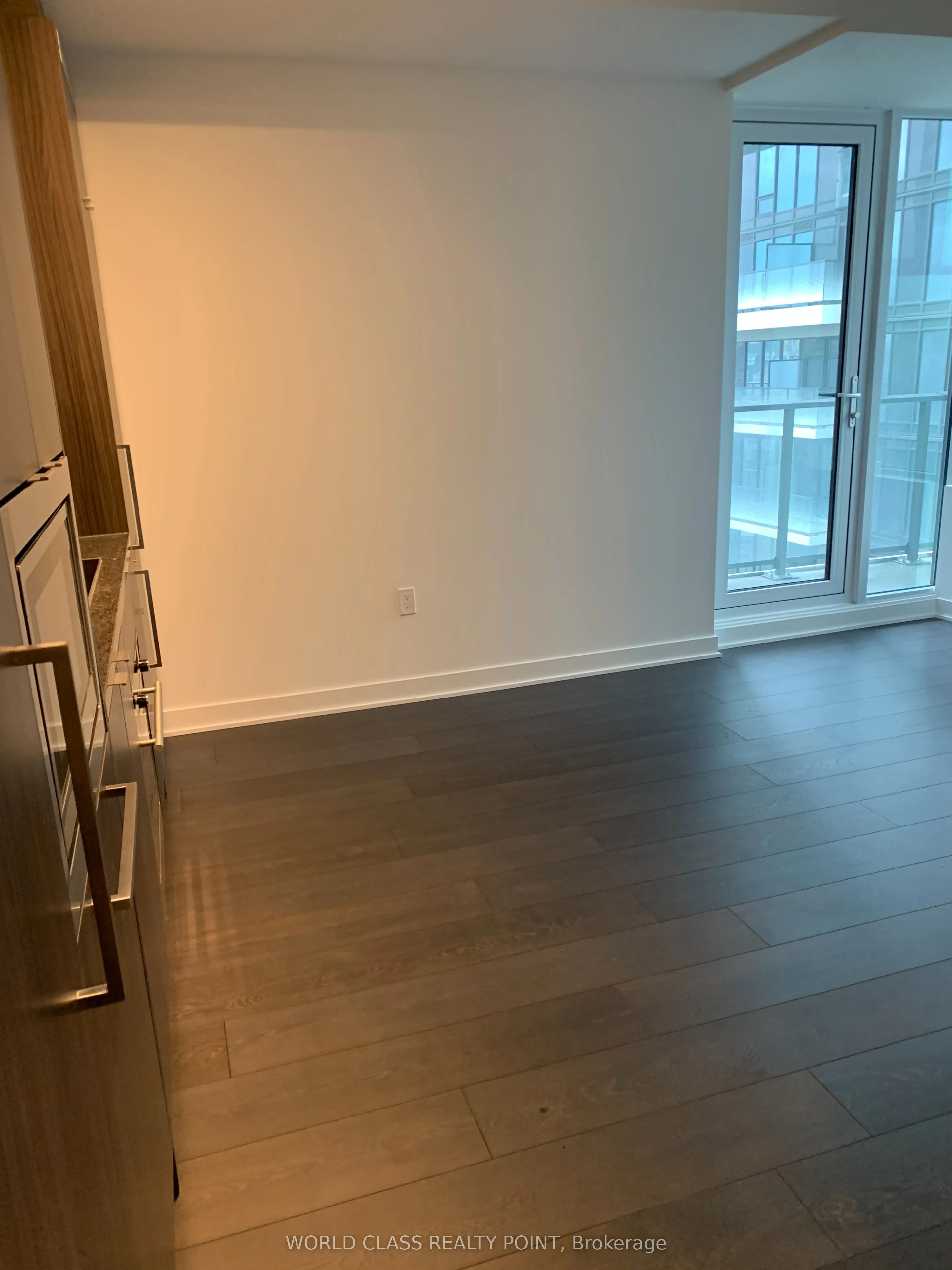 115 Blue Jays Way, #1912