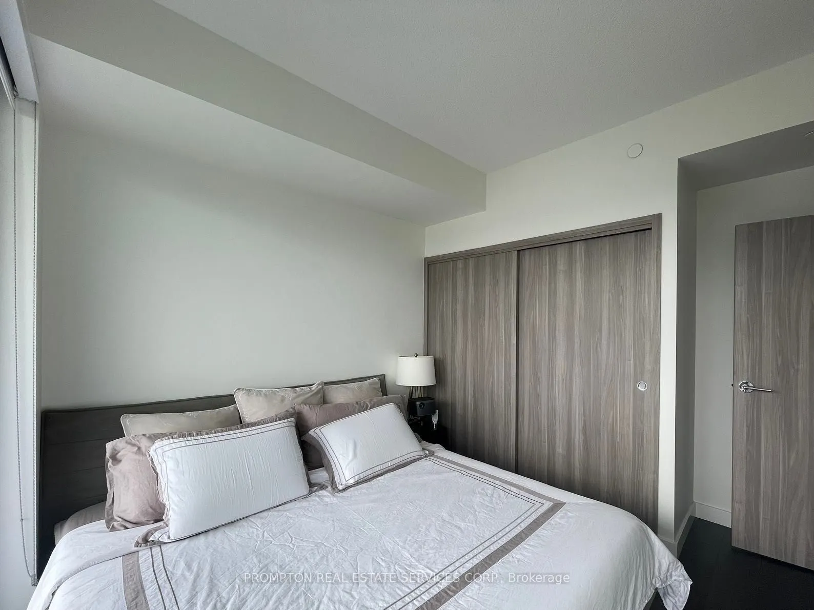 85 Mcmahon Drive, #1011