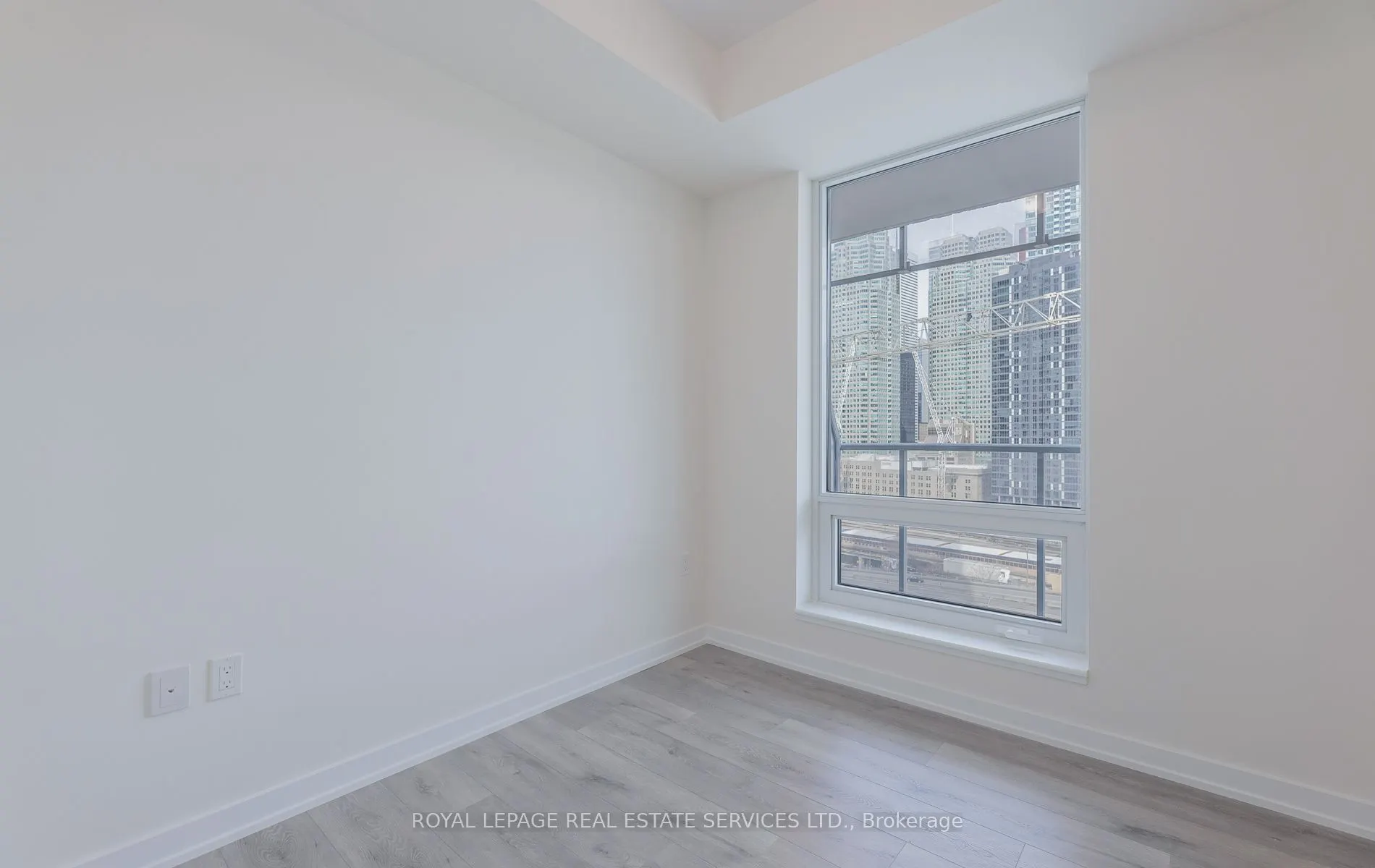 28 Freedland Street, #1307