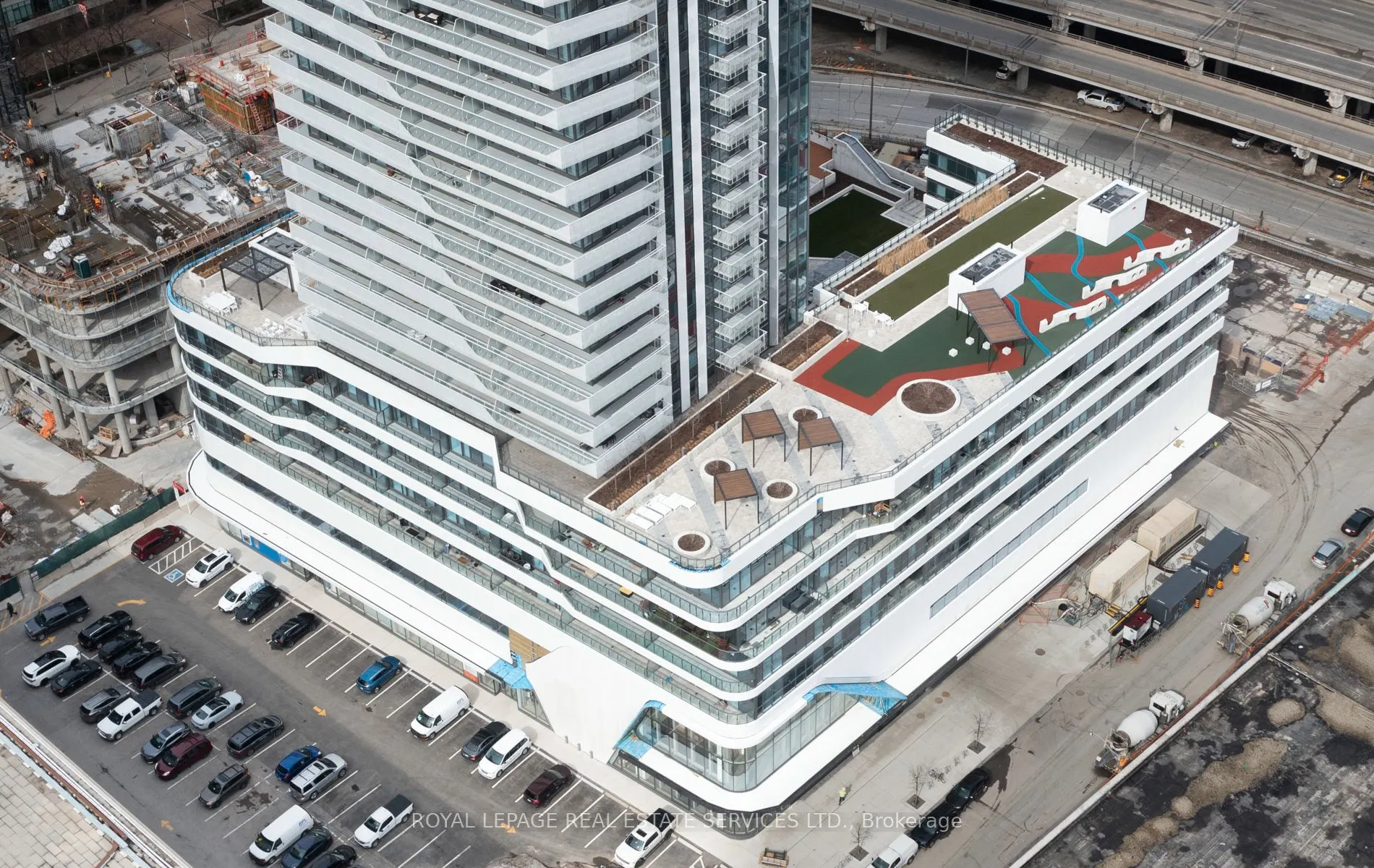 28 Freedland Street, #1307