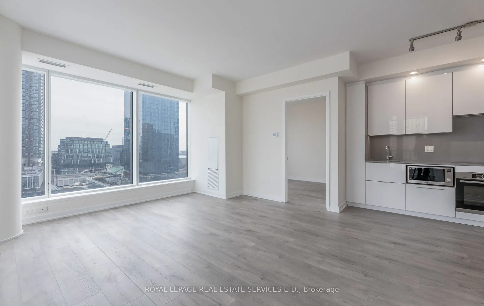 28 Freedland Street, #1307