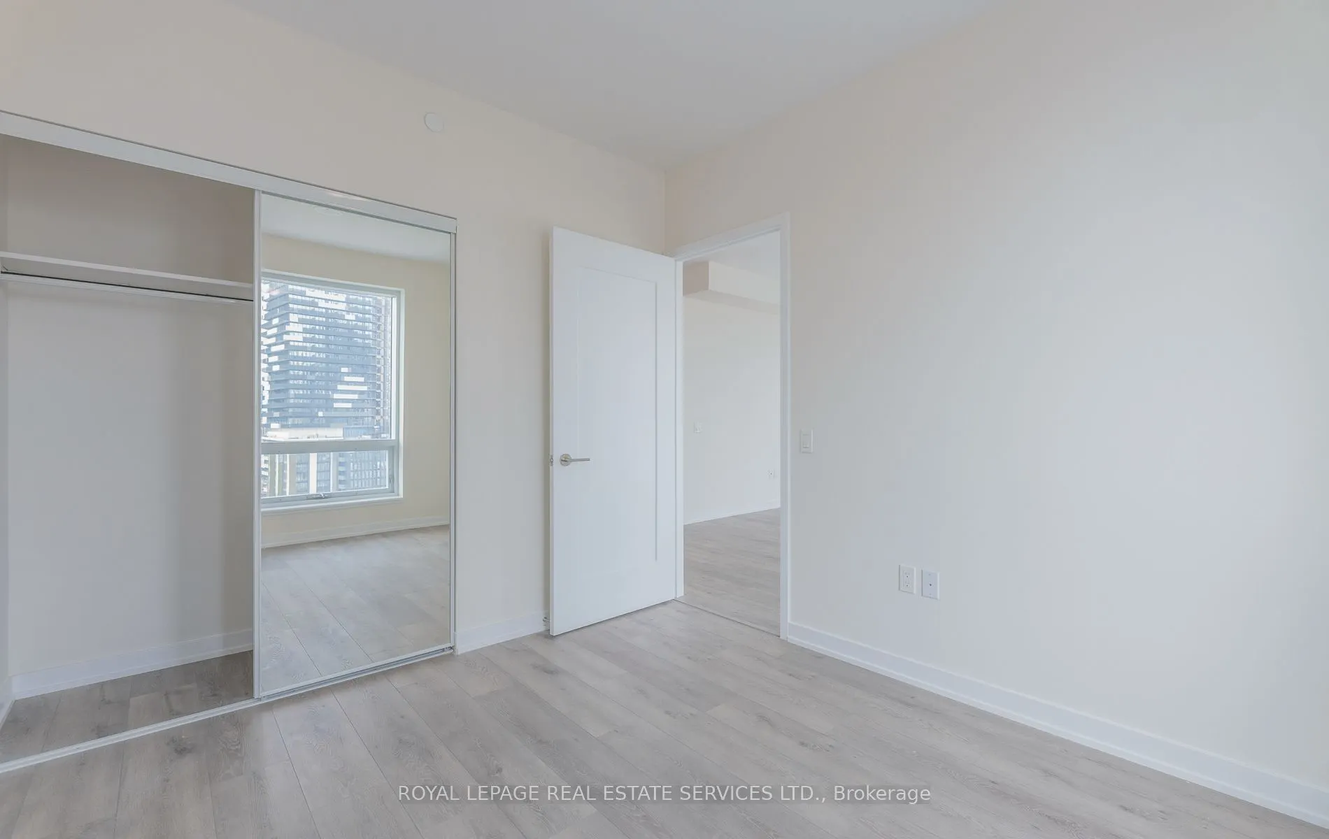 28 Freedland Street, #1307