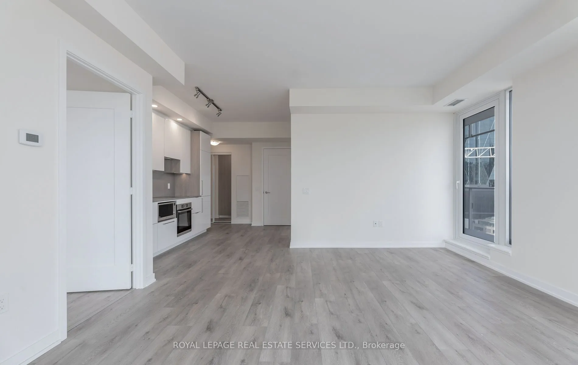 28 Freedland Street, #1307