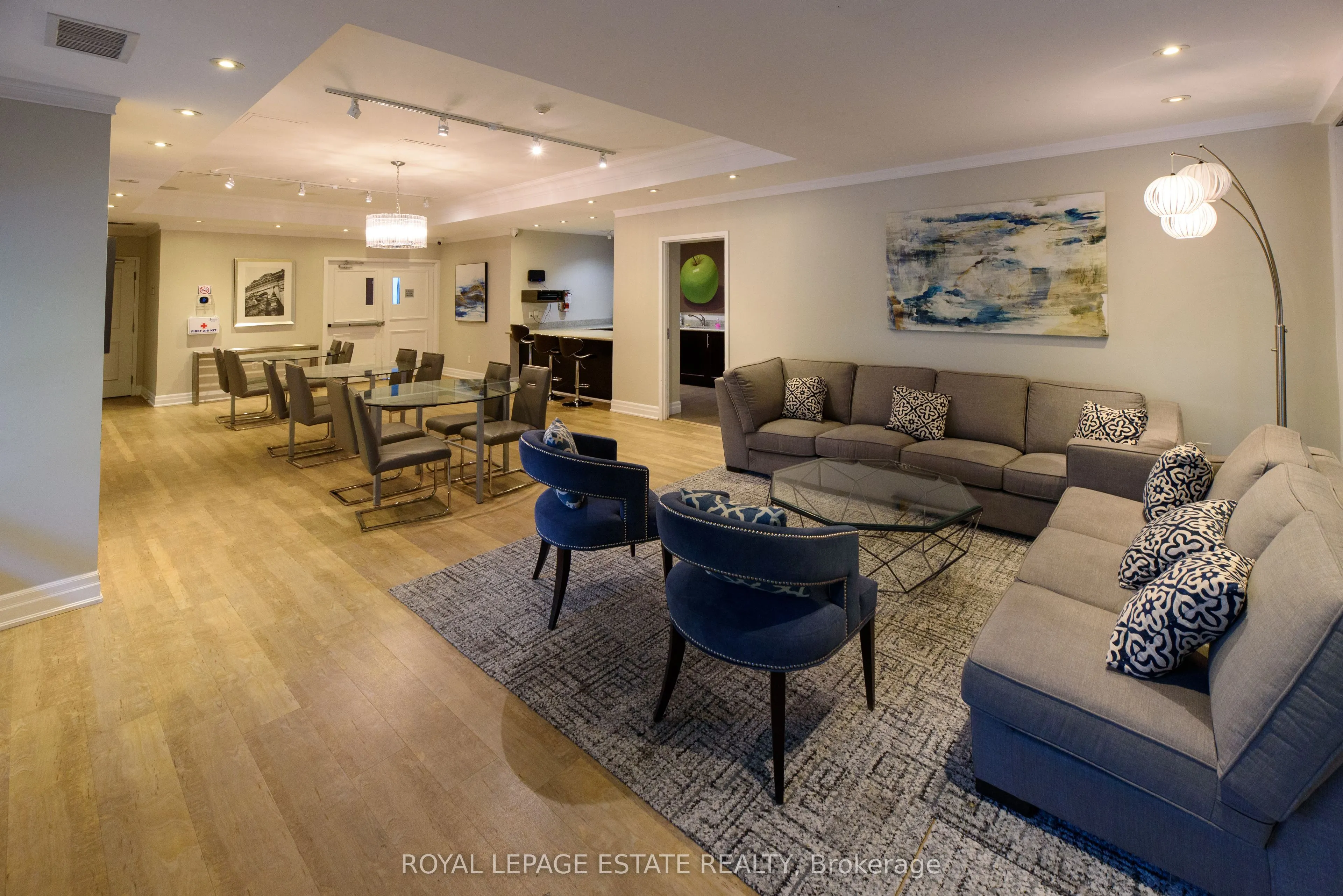 900 Mount Pleasant Road, #313