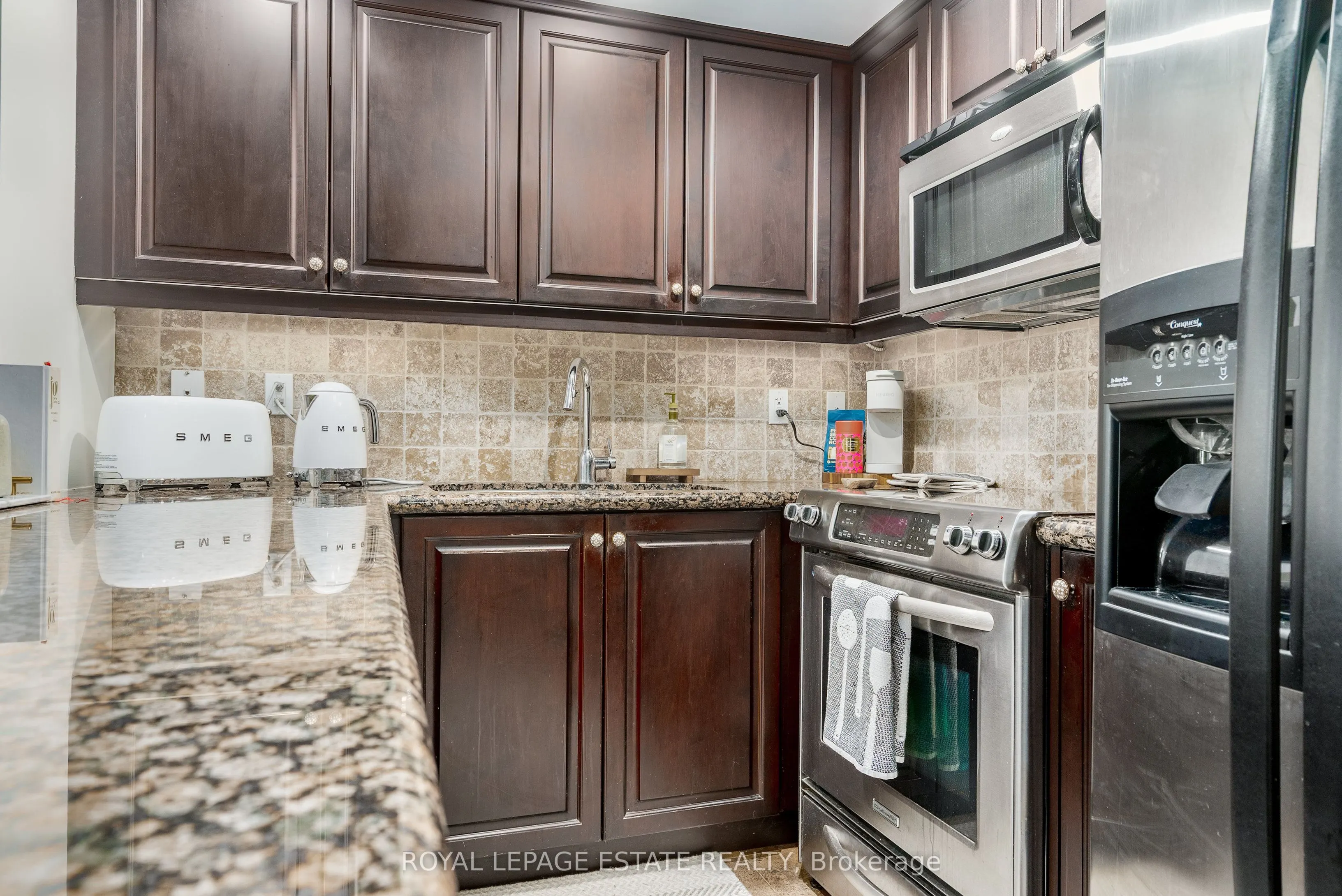 900 Mount Pleasant Road, #313