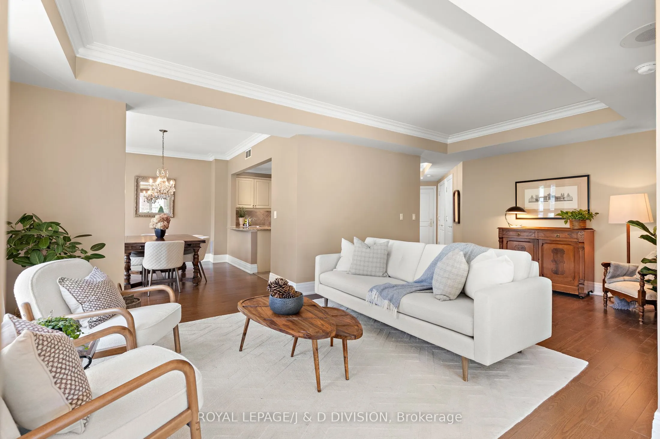 33 Delisle Avenue, #303