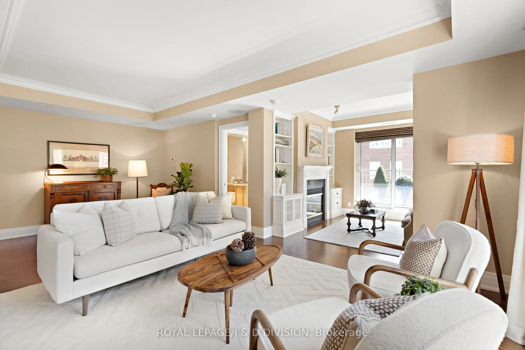 33 Delisle Avenue, #303
