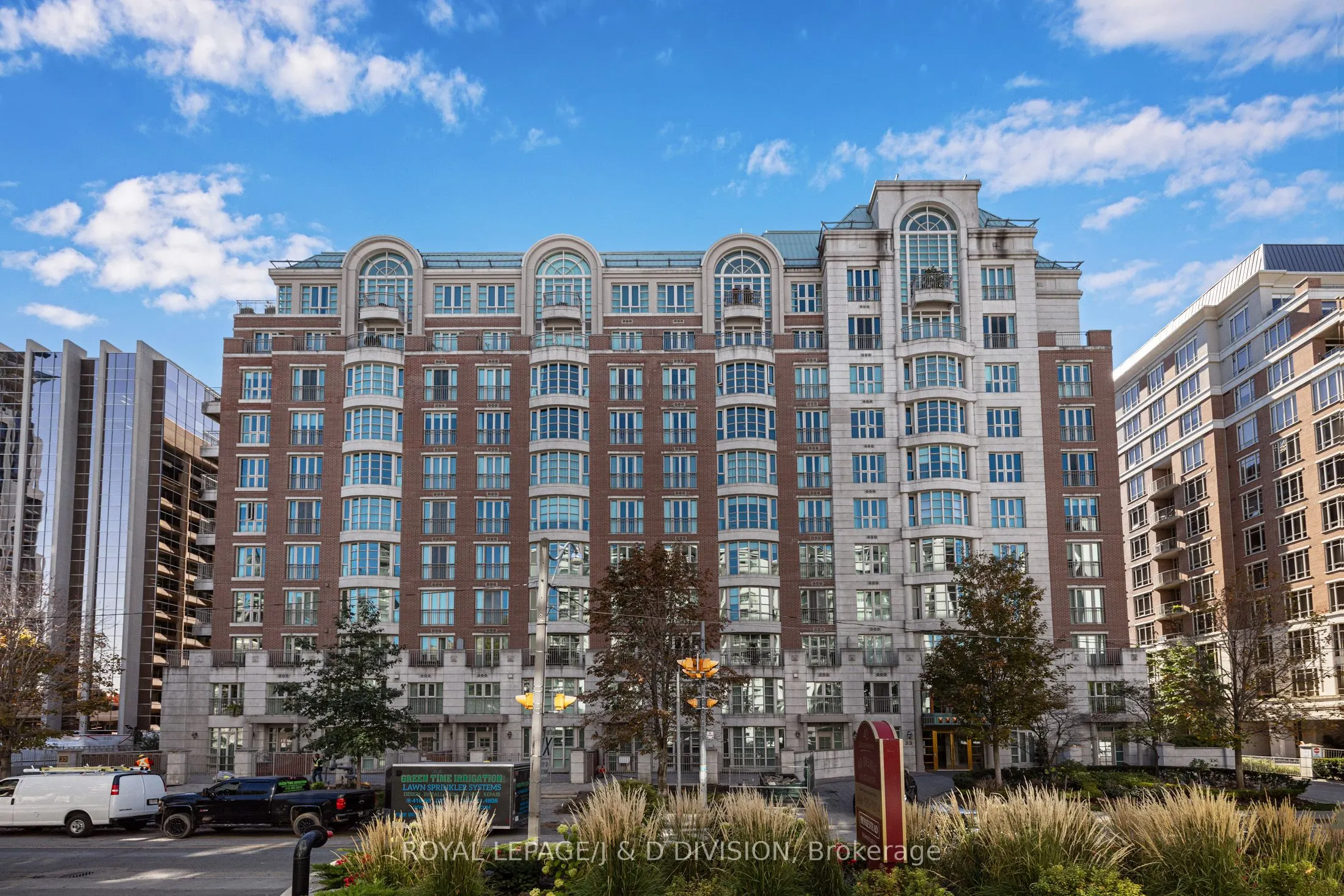33 Delisle Avenue, #303