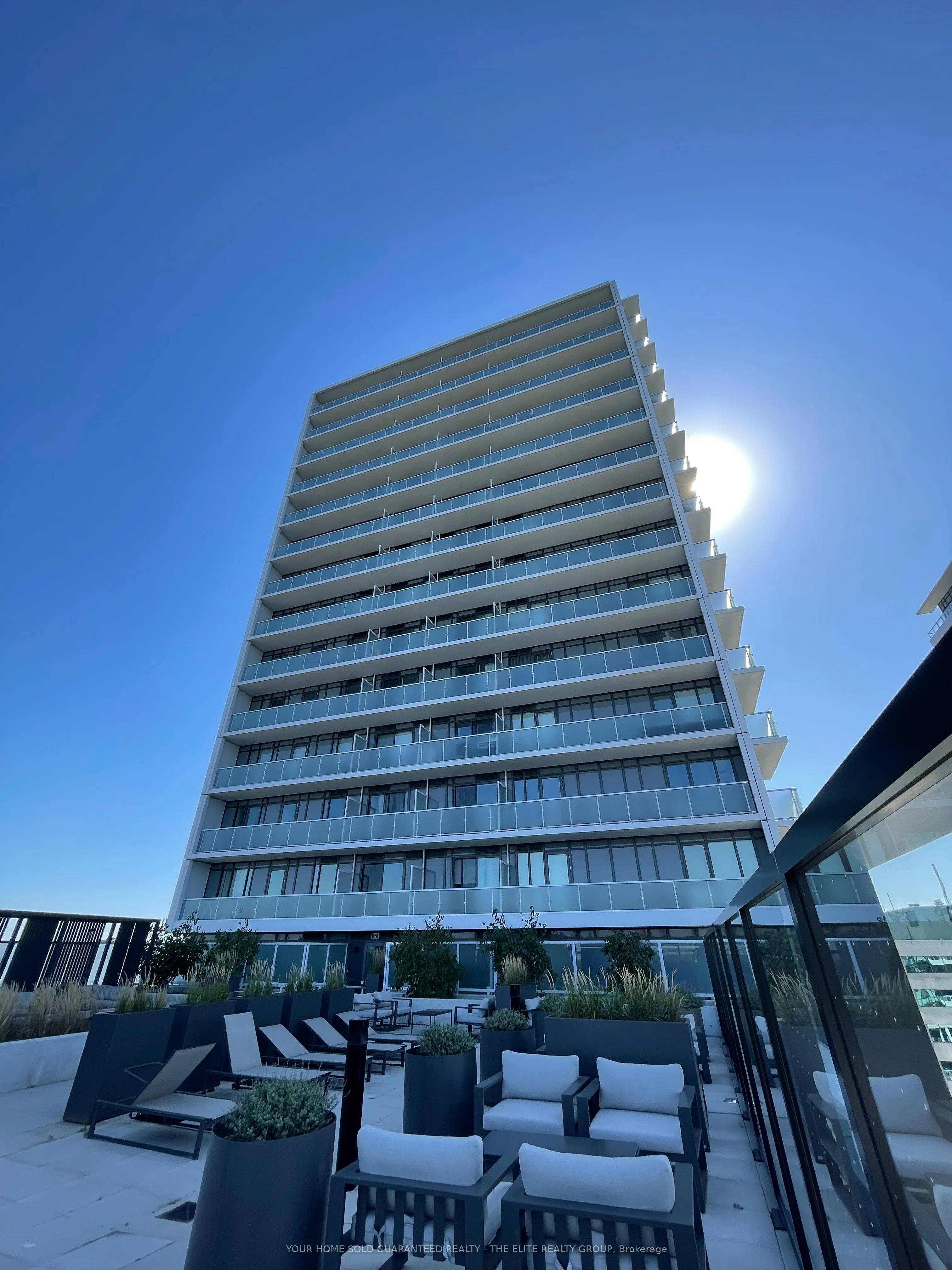 188 Fairview Mall Drive E, #2502