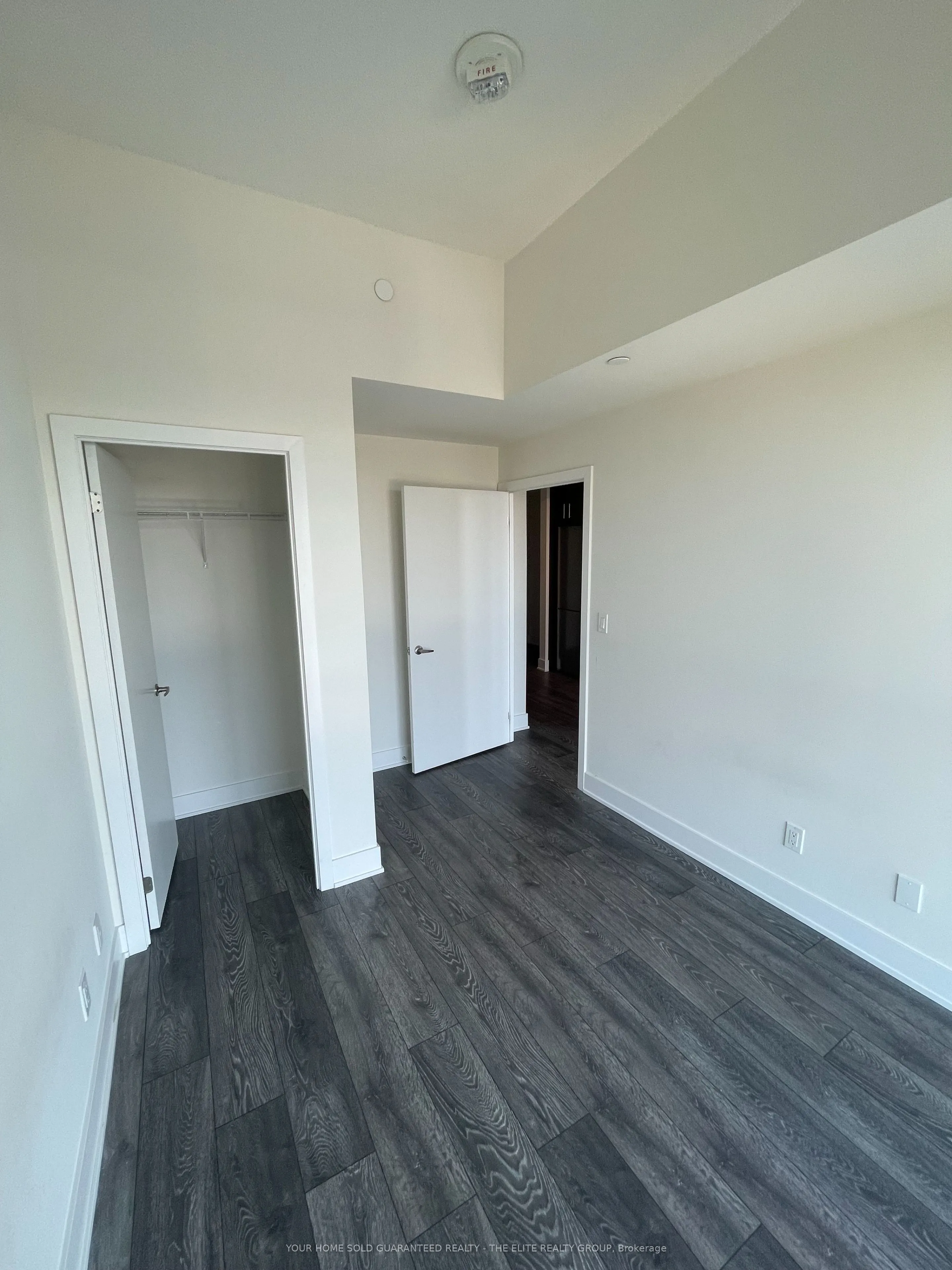 188 Fairview Mall Drive E, #2502