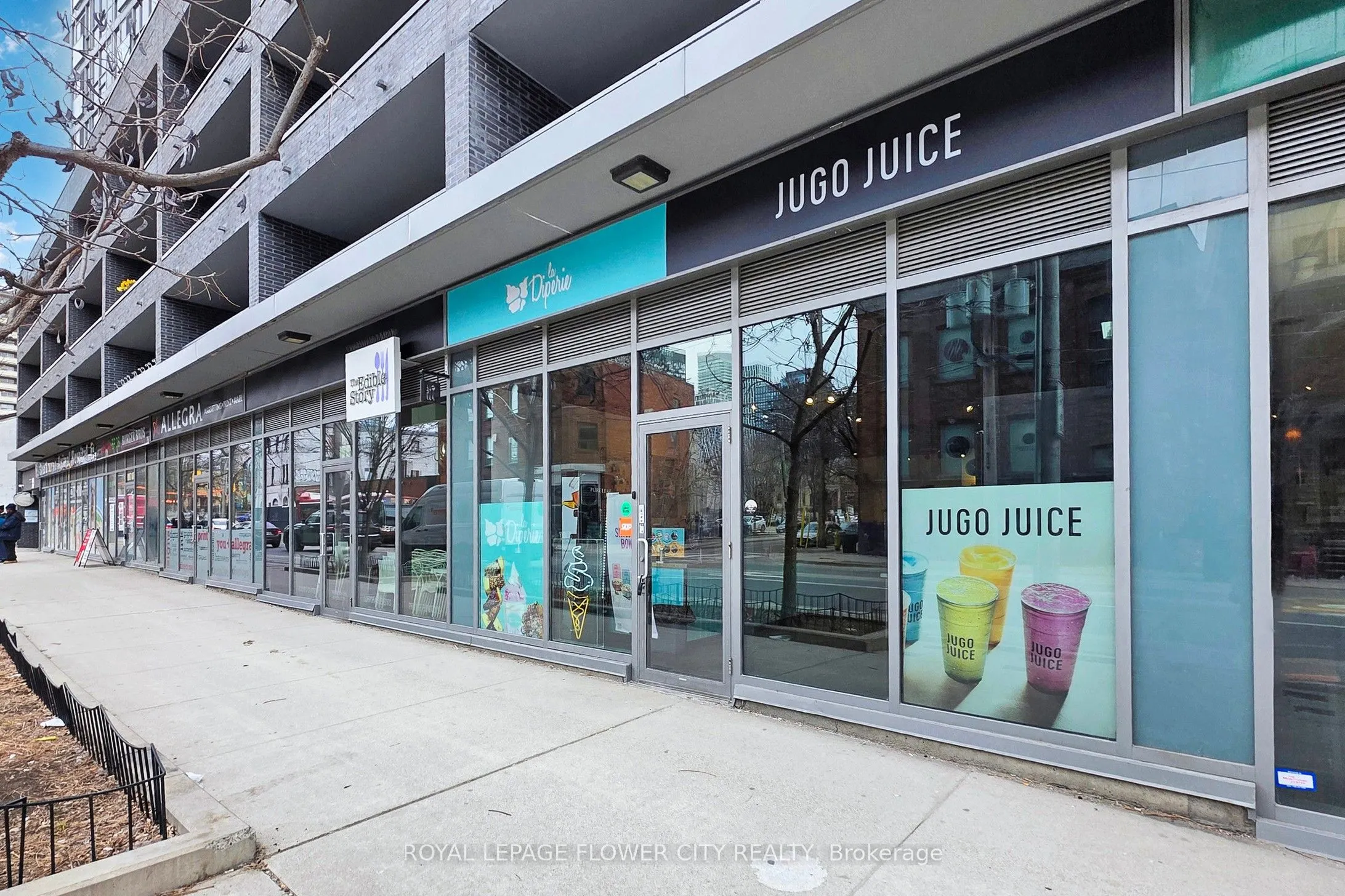 320 Richmond Street E, #104