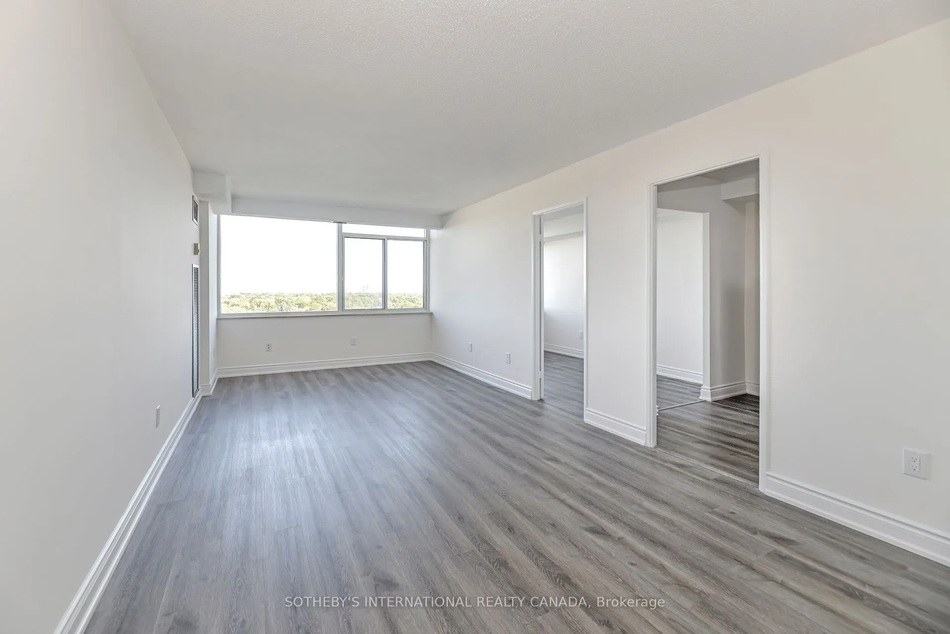 3000 Bathurst Street E, #1205