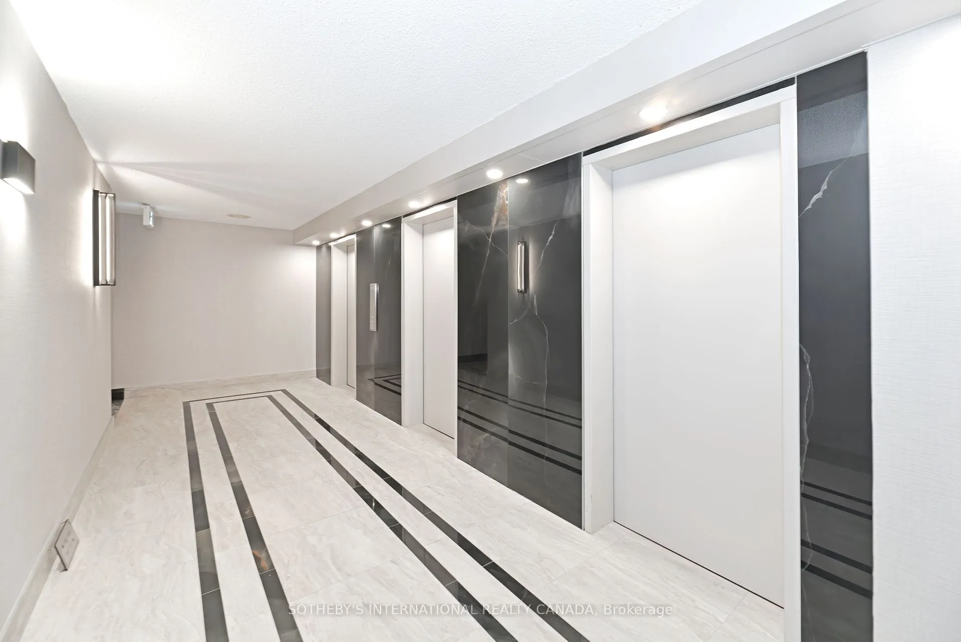 3000 Bathurst Street E, #1205