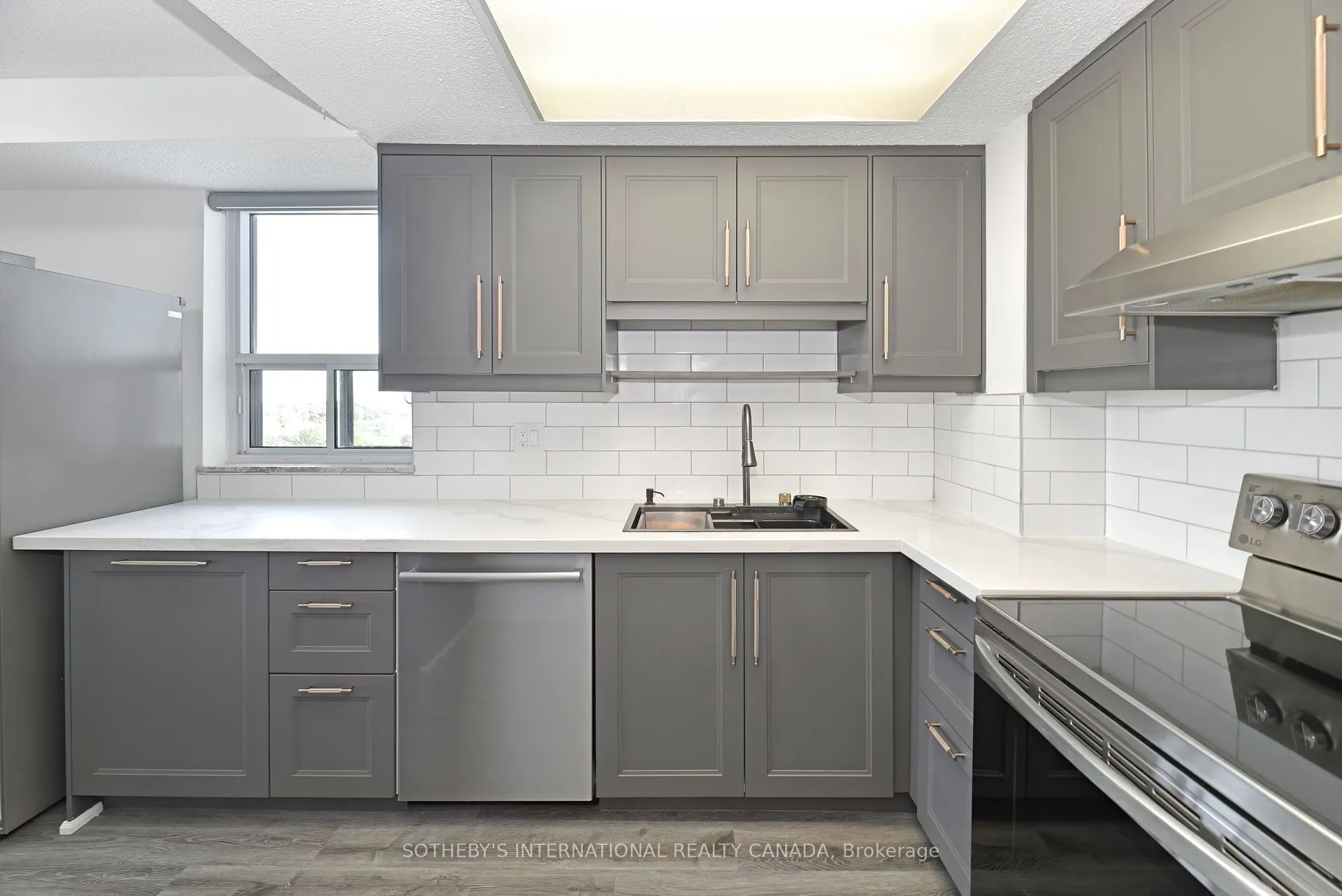 3000 Bathurst Street E, #1205