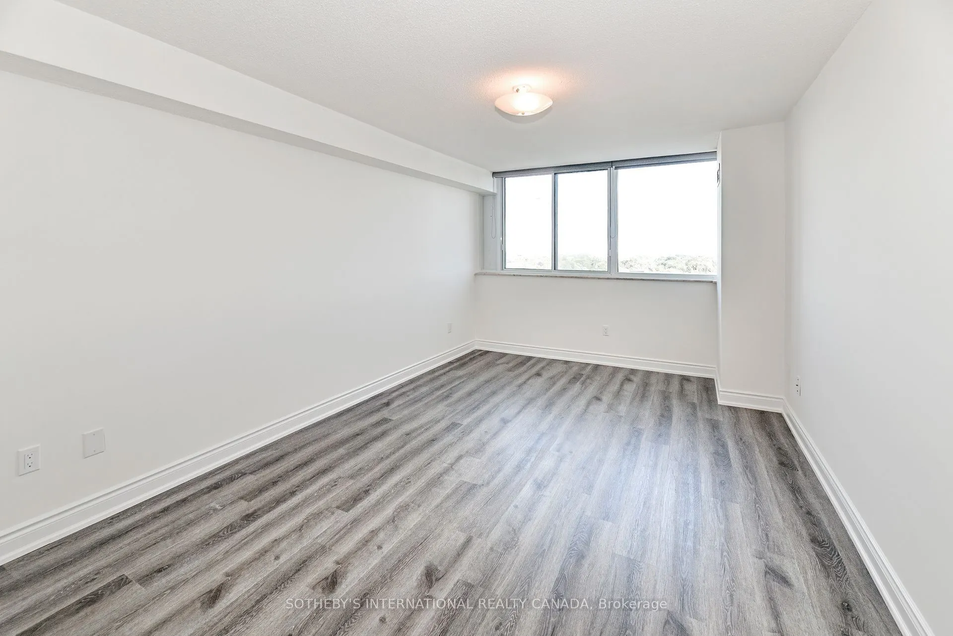 3000 Bathurst Street E, #1205