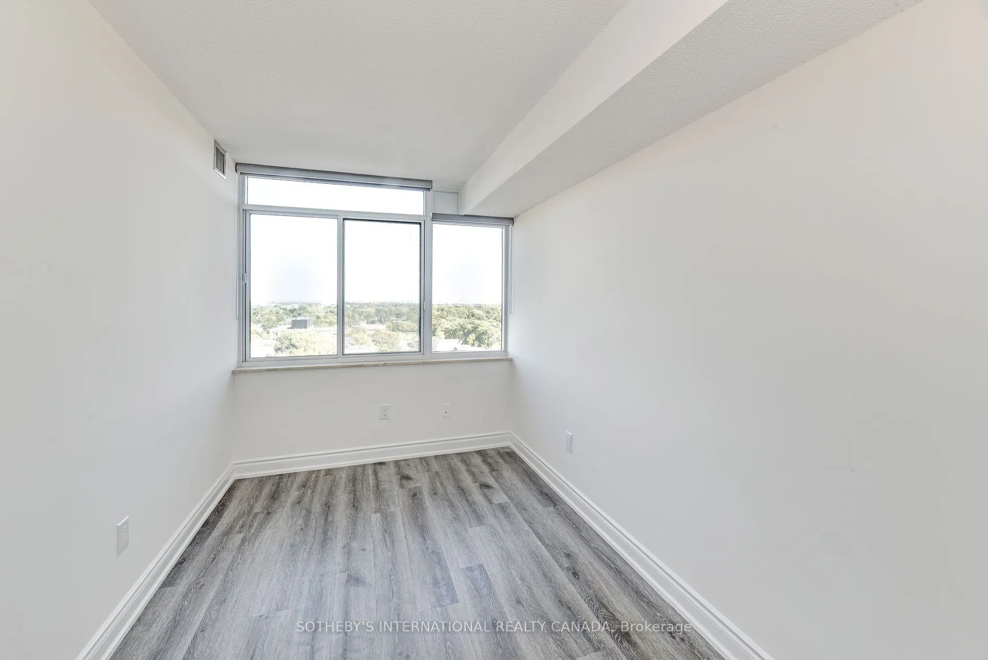 3000 Bathurst Street E, #1205