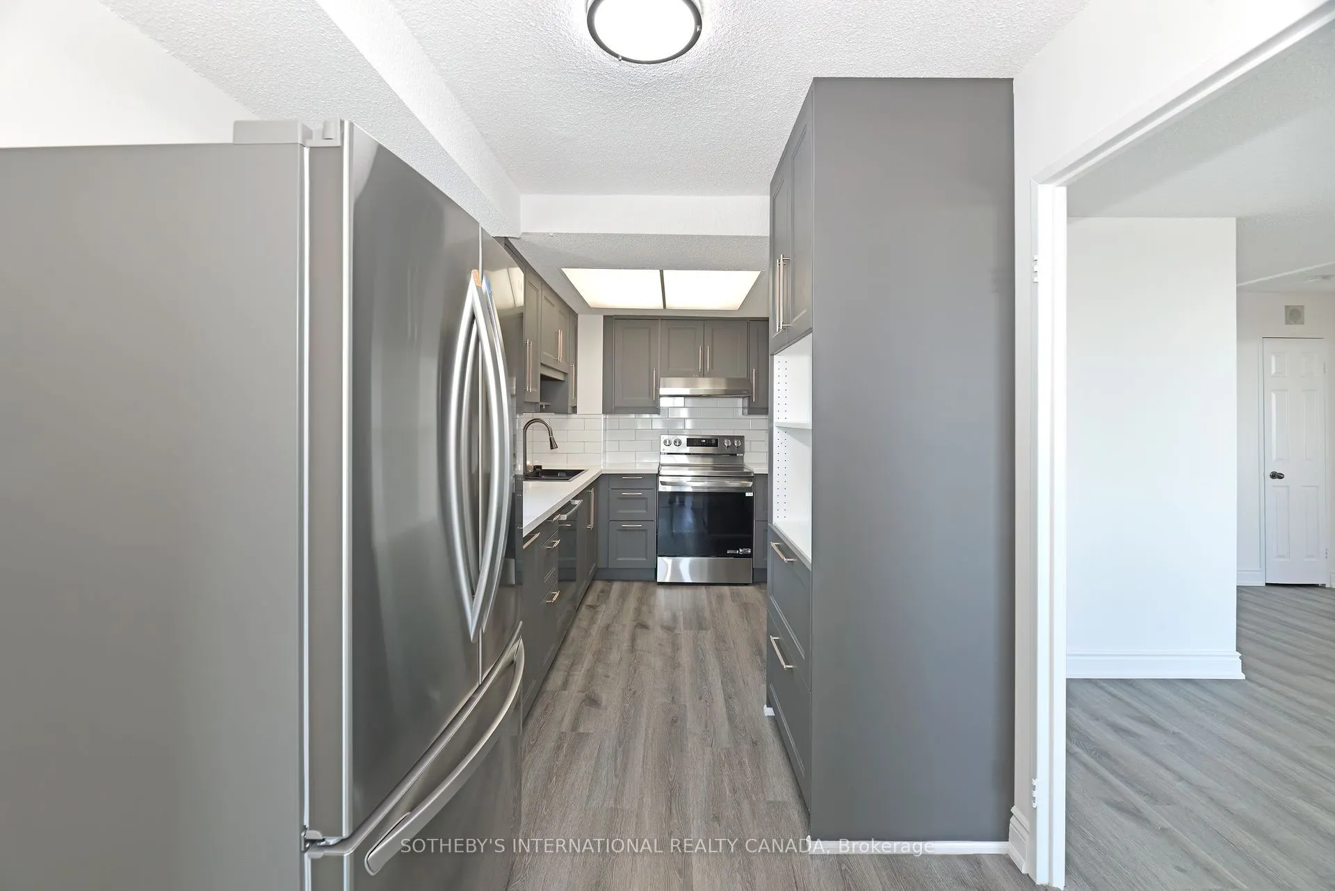 3000 Bathurst Street E, #1205