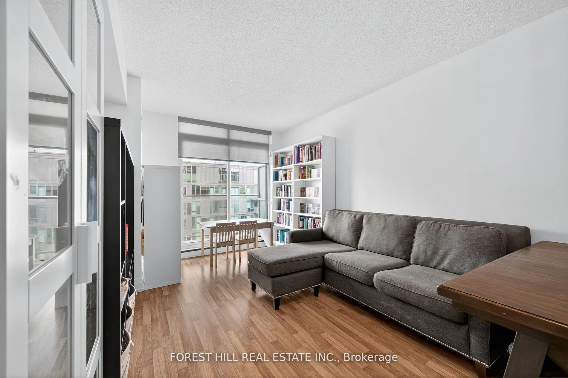 565 Wilson Avenue, #W1204