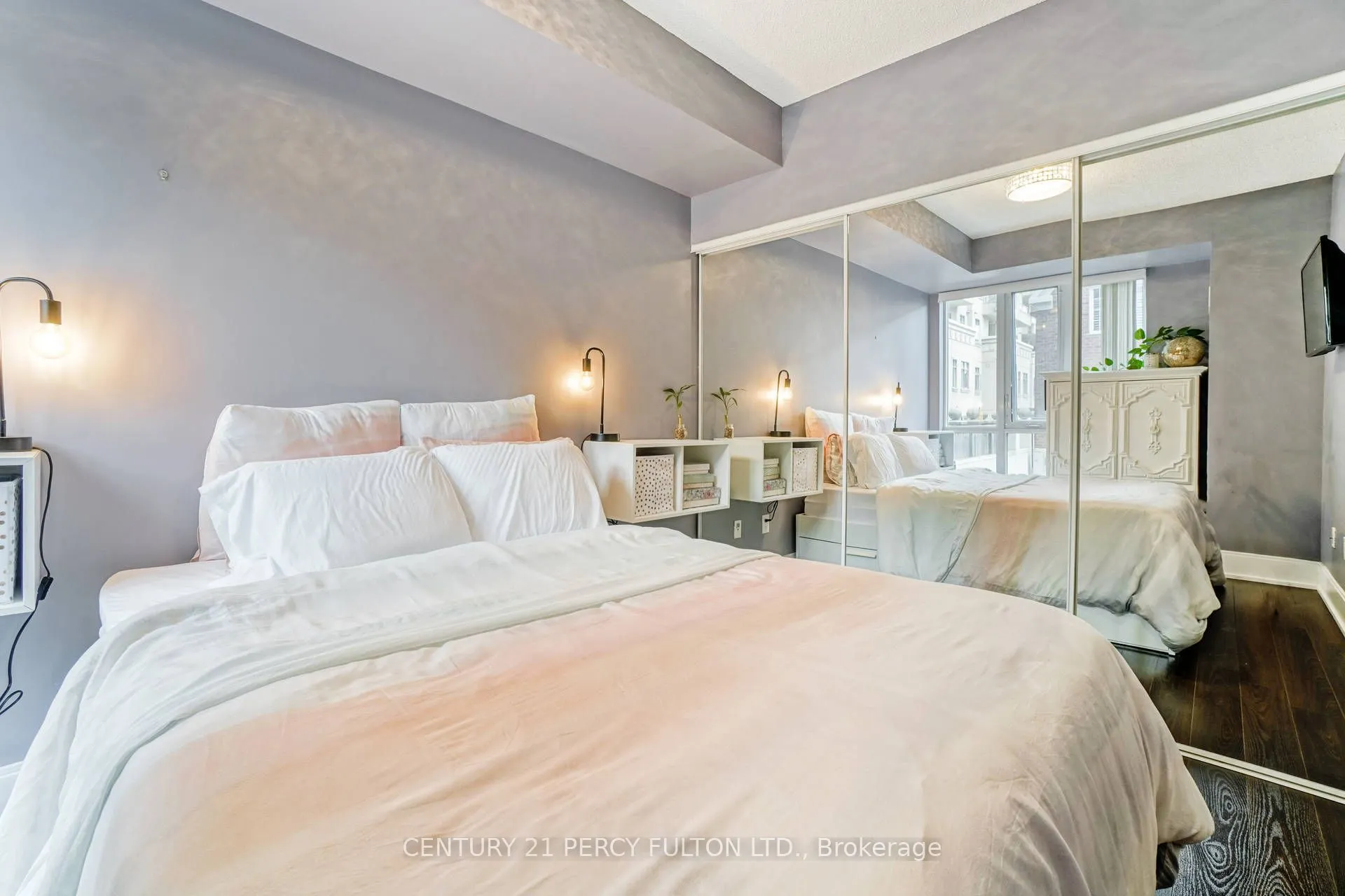 560 Front Street, #223