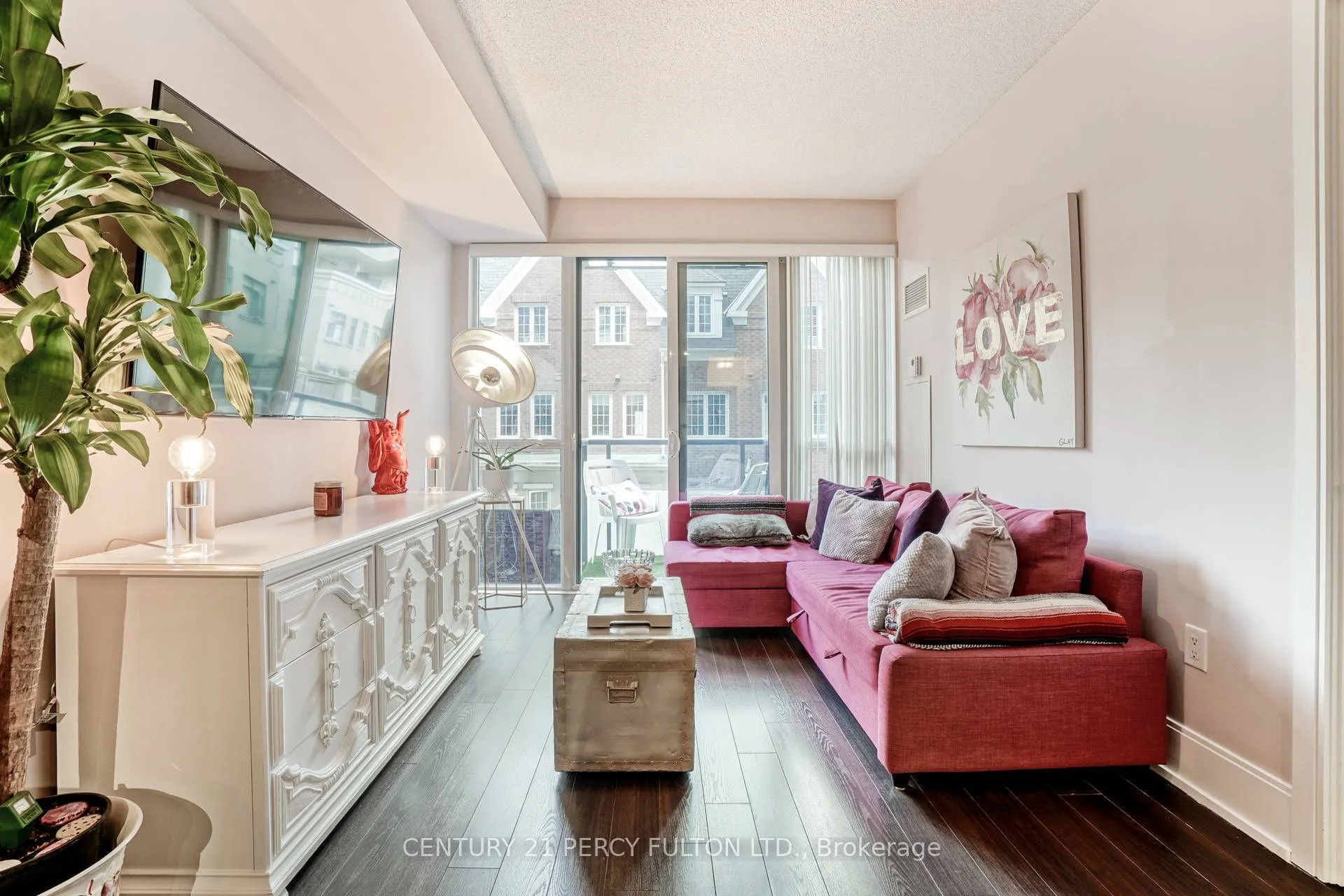560 Front Street, #223