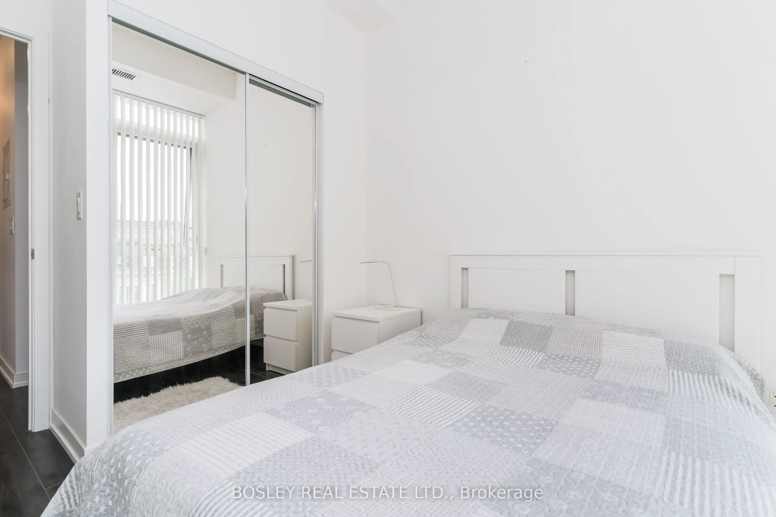 18 Rean Drive, #610