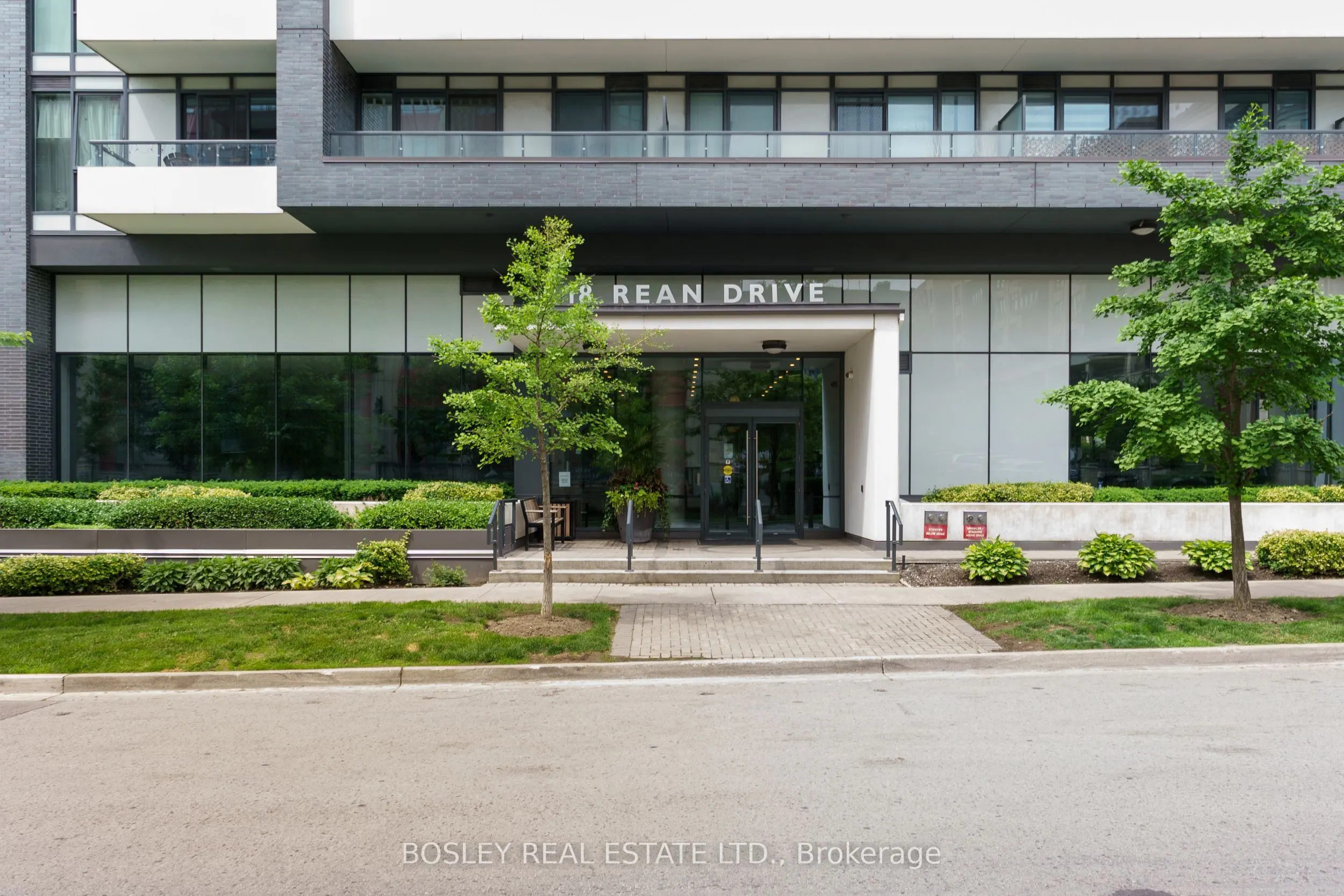 18 Rean Drive, #610
