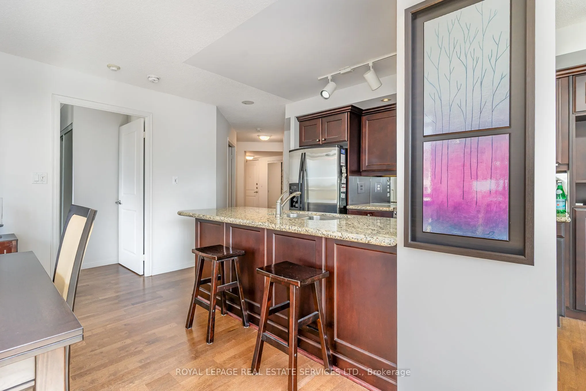 900 Mount Pleasant Road, #1203