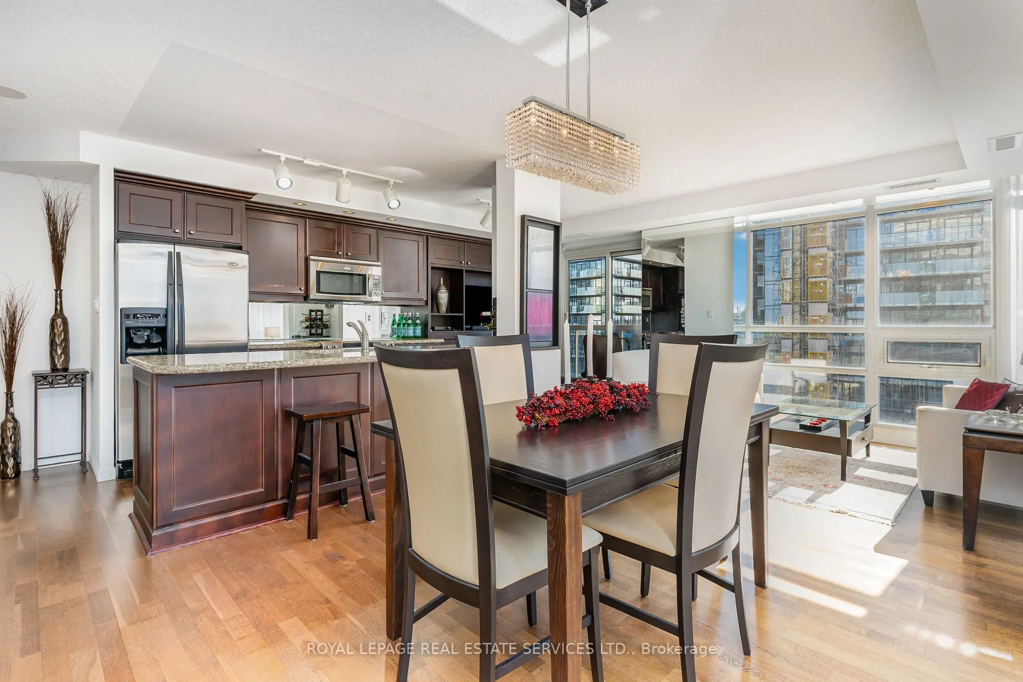900 Mount Pleasant Road, #1203