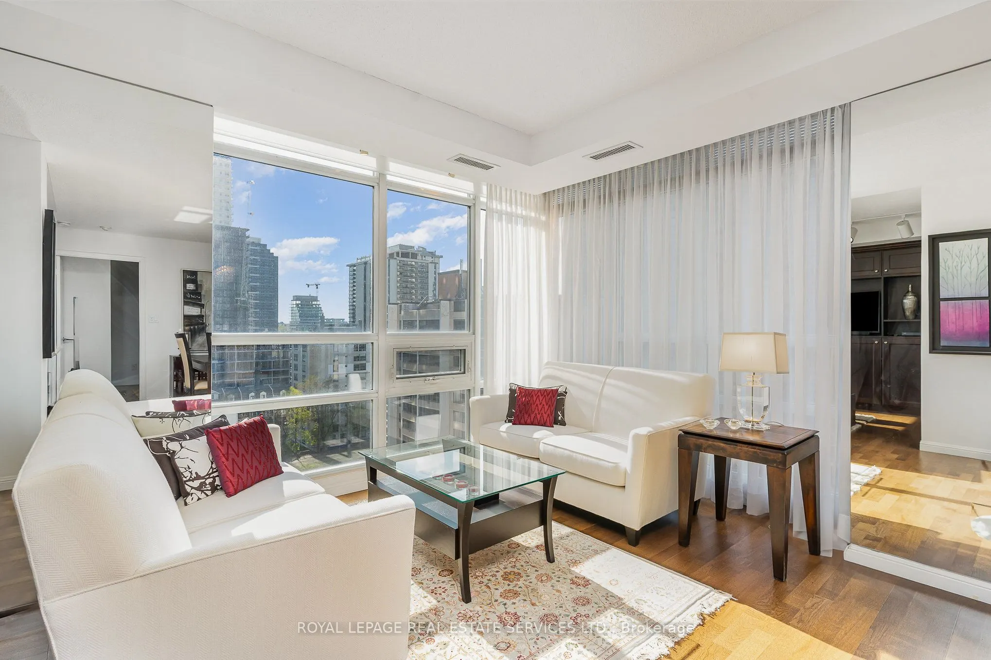 900 Mount Pleasant Road, #1203
