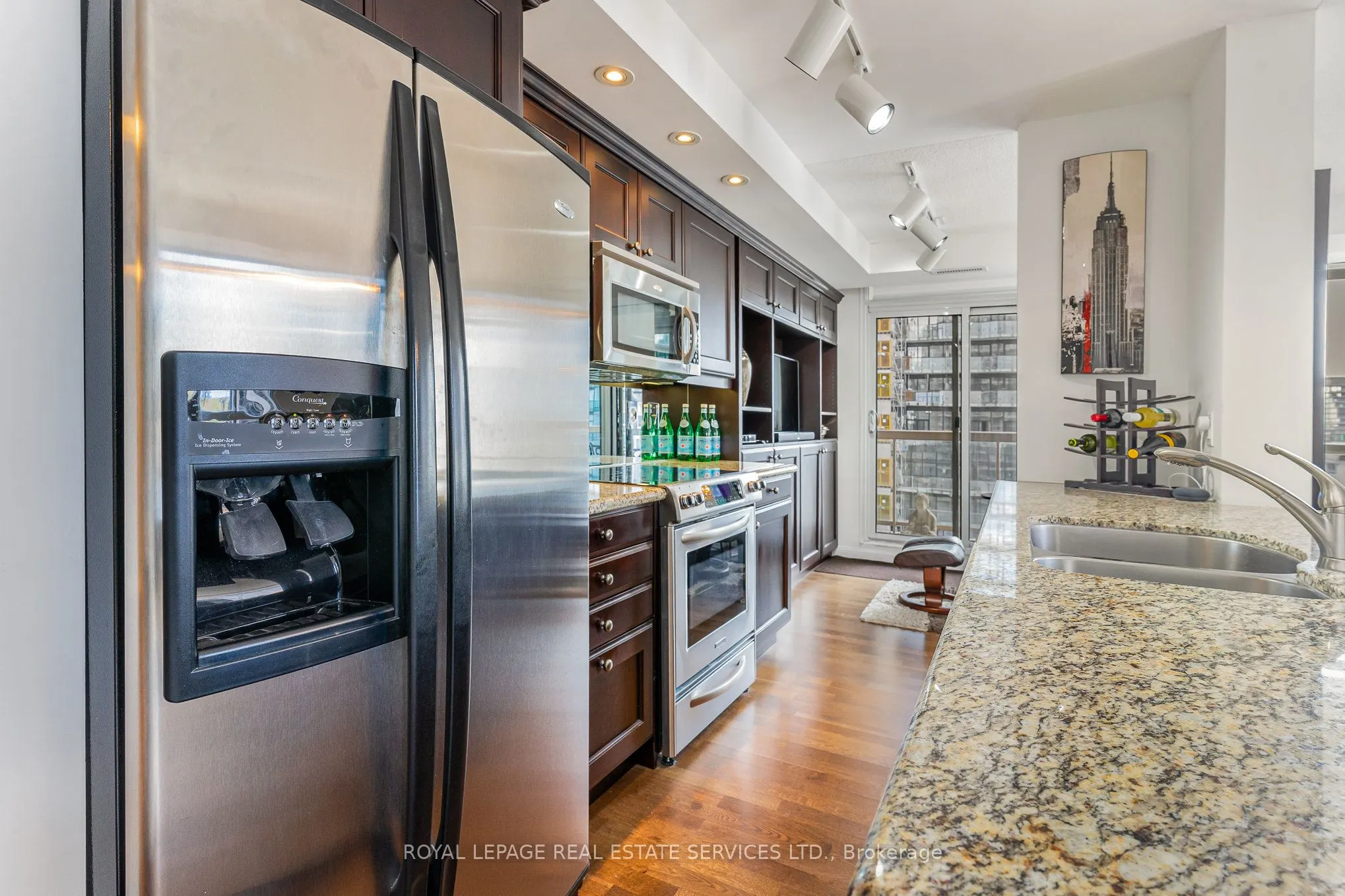 900 Mount Pleasant Road, #1203