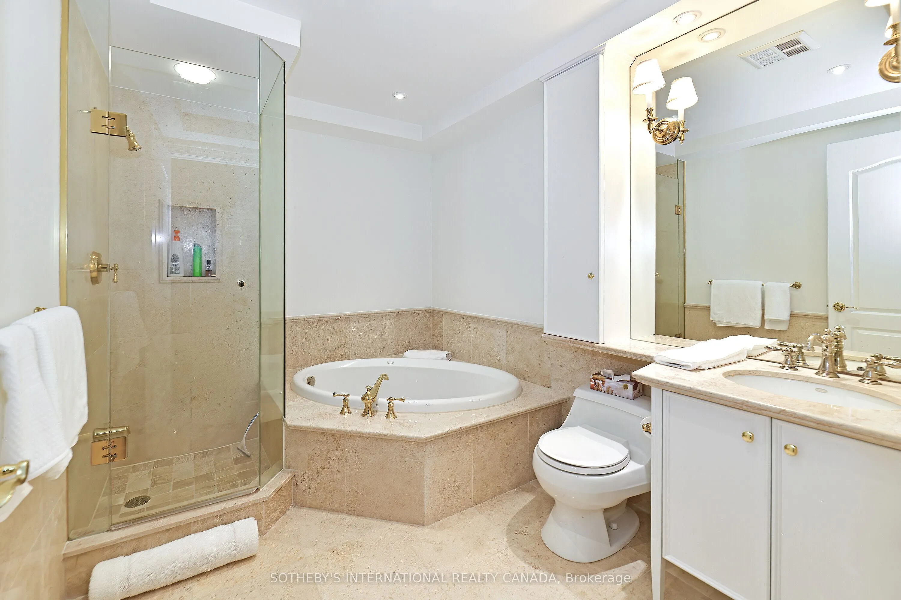 33 Delisle Avenue, #403